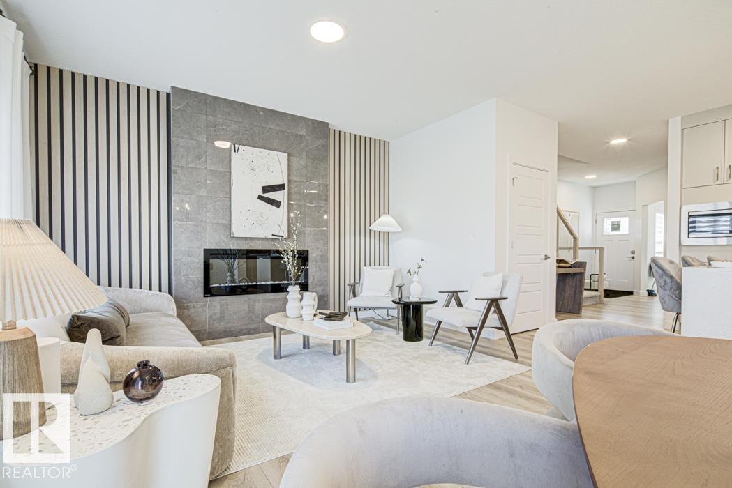 https://zimg.paragon.ice.com/ParagonImages/Property/PM/RAE/225400693/7/0/0/6d47c4b3f378b36e8b271b76ab1b8a5b/1/89c65e7991d6b57feca4c3fdd5698484/225400693-e6de67f9-d727-4e5f-9326-fd937ae580cd.JPG