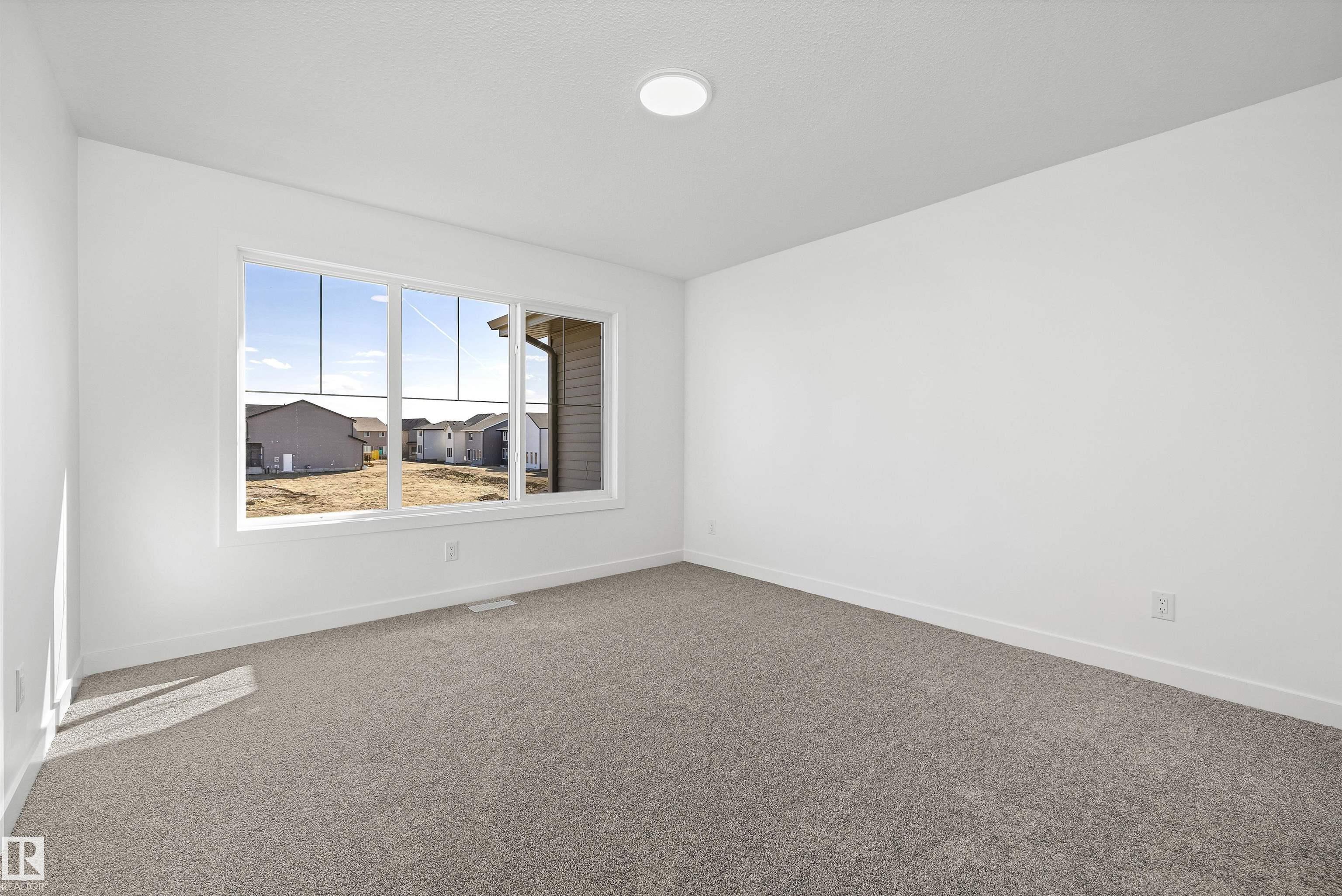 https://zimg.paragon.ice.com/ParagonImages/Property/PM/RAE/225400695/29/0/0/e243c22464066b18ed39edbcd1d21b2c/1/fbf333af3656aedbdaeae4a0cfa97a16/225400695-167d62ab-641d-4185-8410-0da974543530.JPG