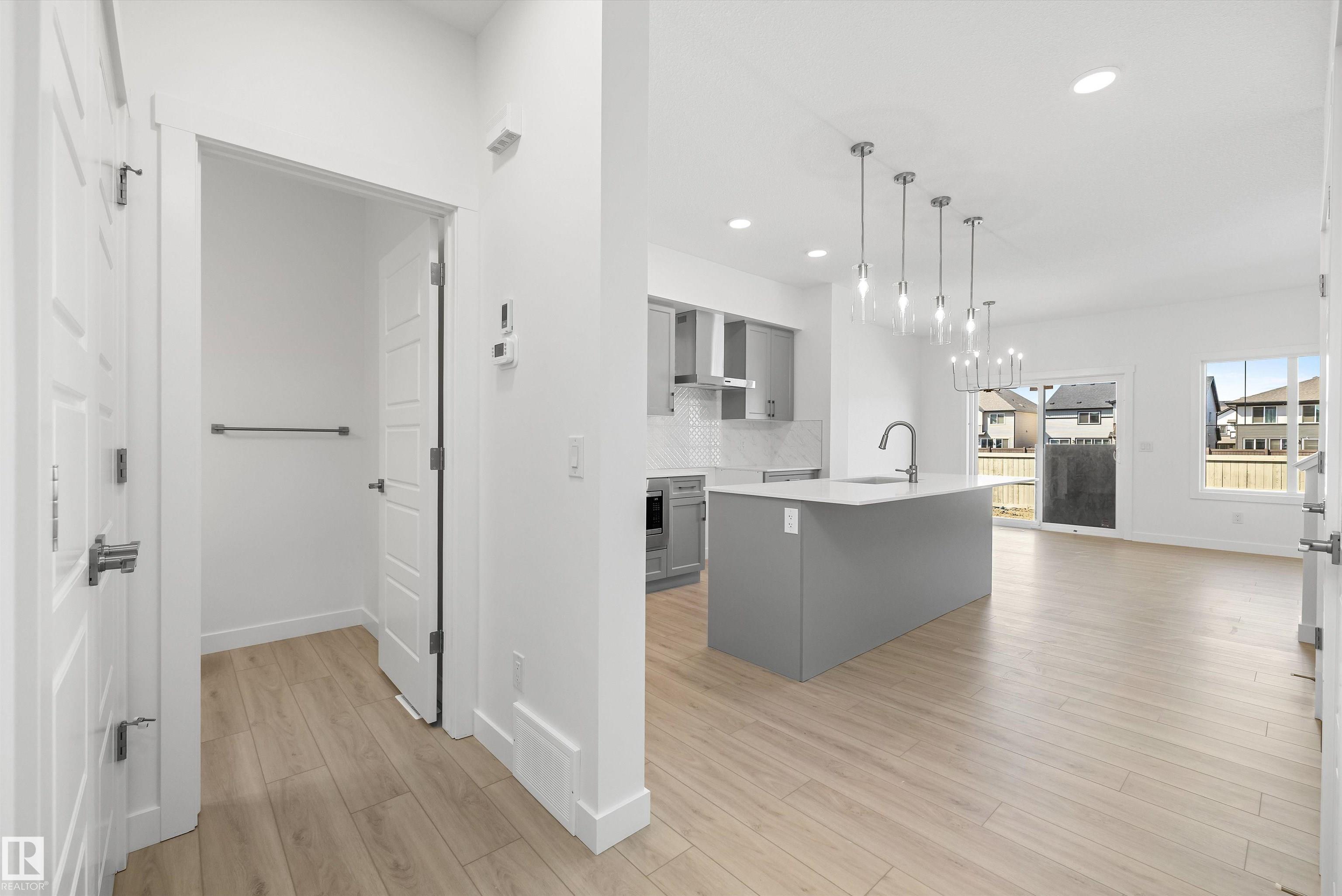 Picture for 1044 CRISTALL CR SW