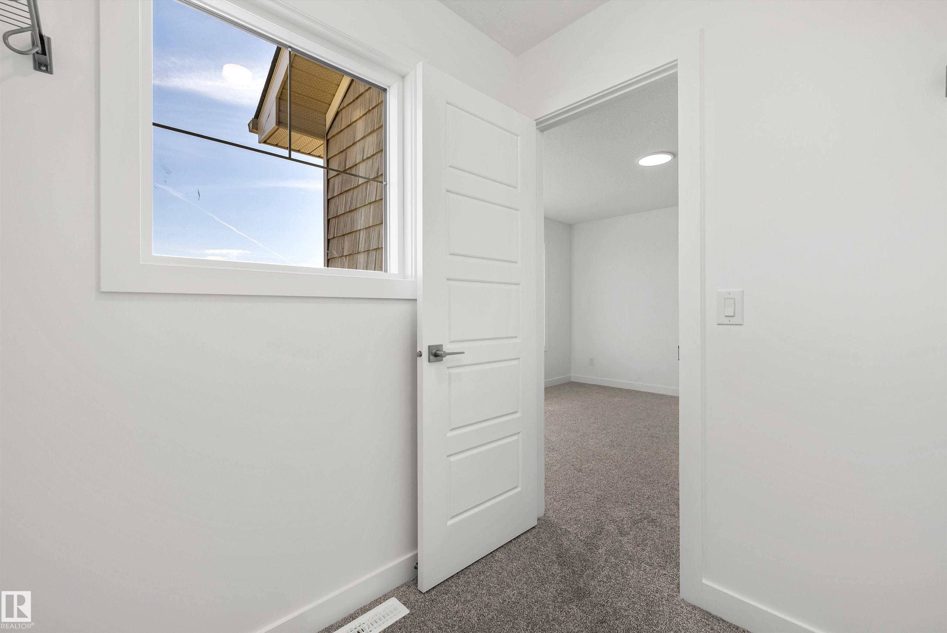 https://zimg.paragon.ice.com/ParagonImages/Property/PM/RAE/225400695/34/0/0/7397c9378207dbf3460625b8bff1b4c8/1/fbf333af3656aedbdaeae4a0cfa97a16/225400695-a2ec27dd-3ff8-4f48-b8db-477a3bfac9a8.JPG