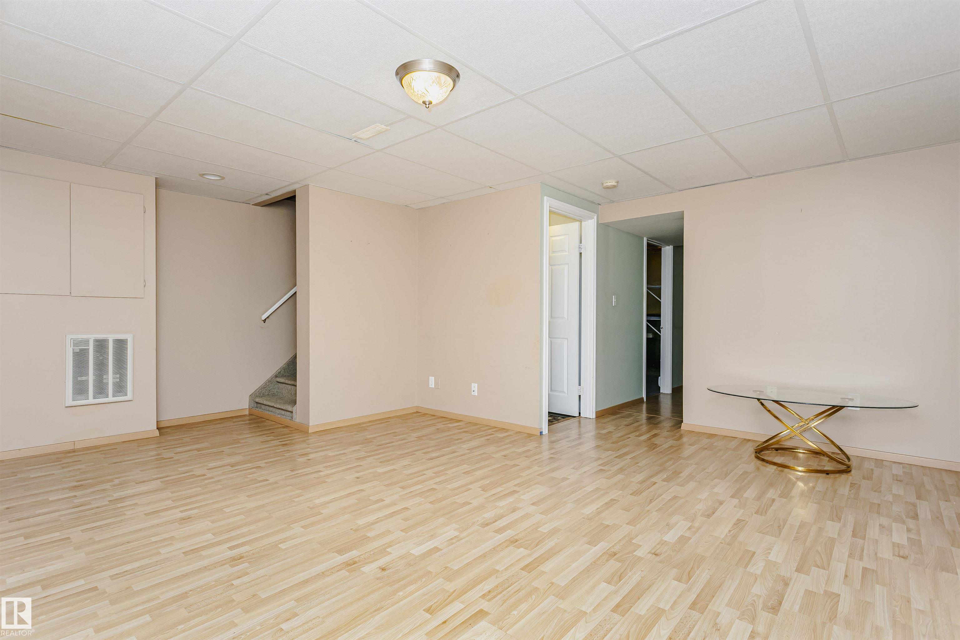 https://zimg.paragon.ice.com/ParagonImages/Property/PM/RAE/225400696/22/0/0/0f326cdd60ad6a0d31ebb5ed46d2519b/1/adf2dd019cd44f509cc575d6205c47e2/225400696-11cb611c-4b49-4513-9cef-22ca35d588c4.JPG