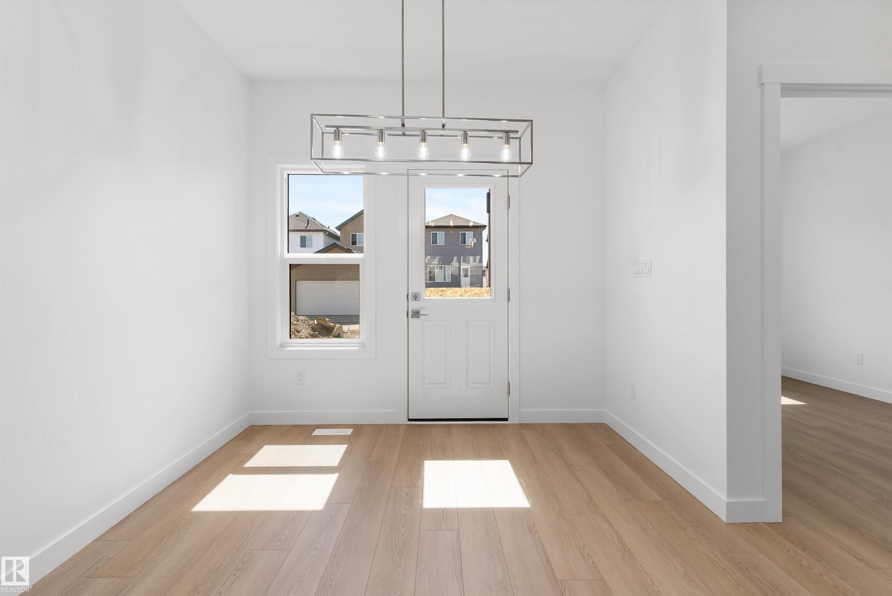 20703 43 Avenue NW, Edgemont, Edmonton