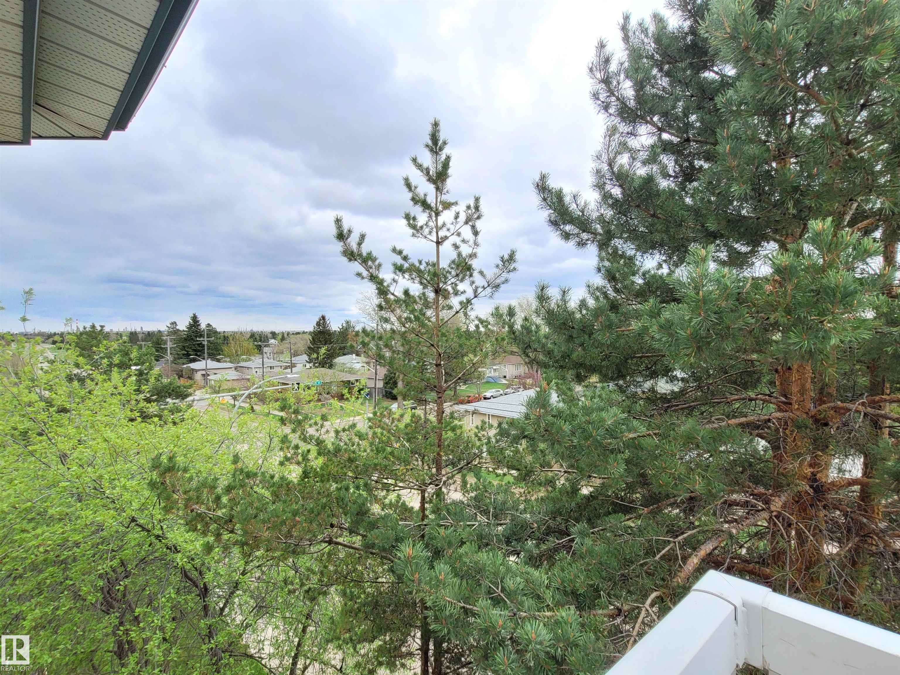 Photo 10 at 408 - 10610 76 Street NW, Forest Heights, Edmonton