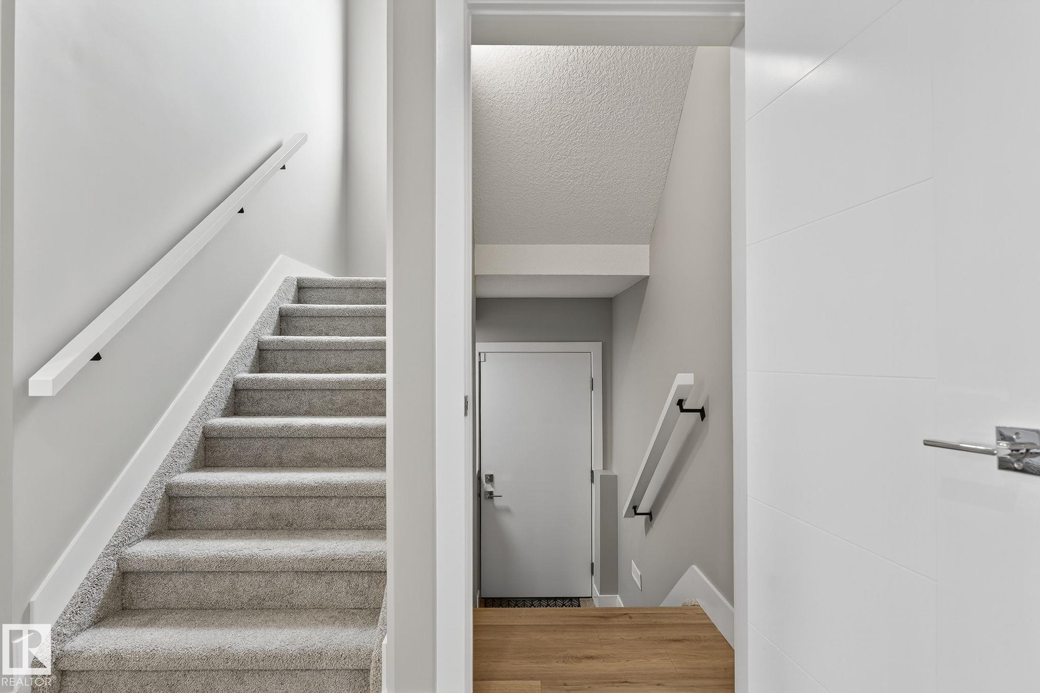 https://zimg.paragon.ice.com/ParagonImages/Property/PM/RAE/225400709/25/0/0/6f3bfbf80c67f421fc9076d442866533/1/65a6e02c9ce3bd7506cba7fdca36858c/225400709-0C9EE6ED-D6A5-48D0-B341-76BB7646A017.JPG
