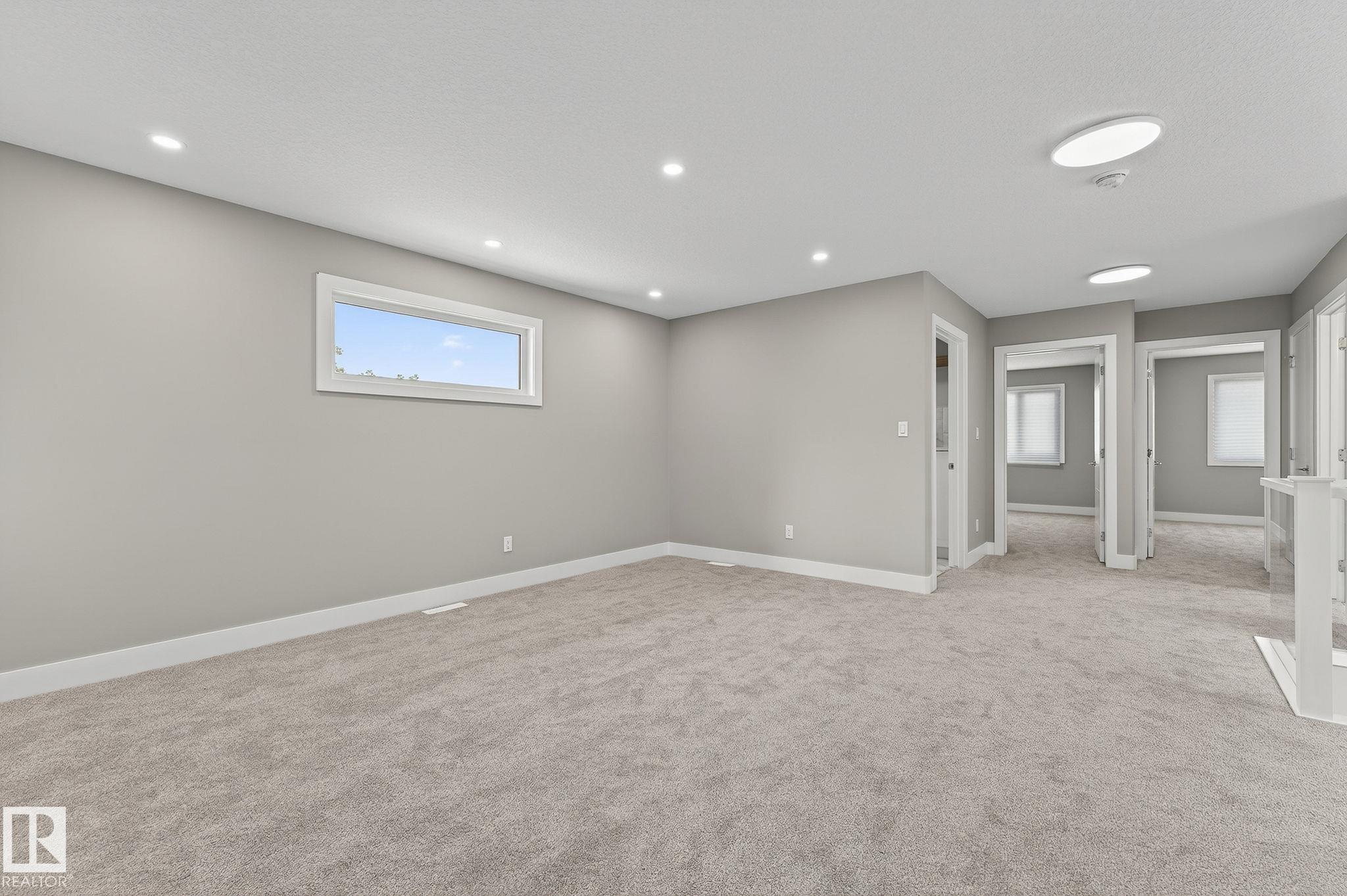 https://zimg.paragon.ice.com/ParagonImages/Property/PM/RAE/225400709/30/0/0/824c7c970d661725568826994612a9d0/1/65a6e02c9ce3bd7506cba7fdca36858c/225400709-7054B4AD-587C-4BA4-B314-380982A2B664.JPG