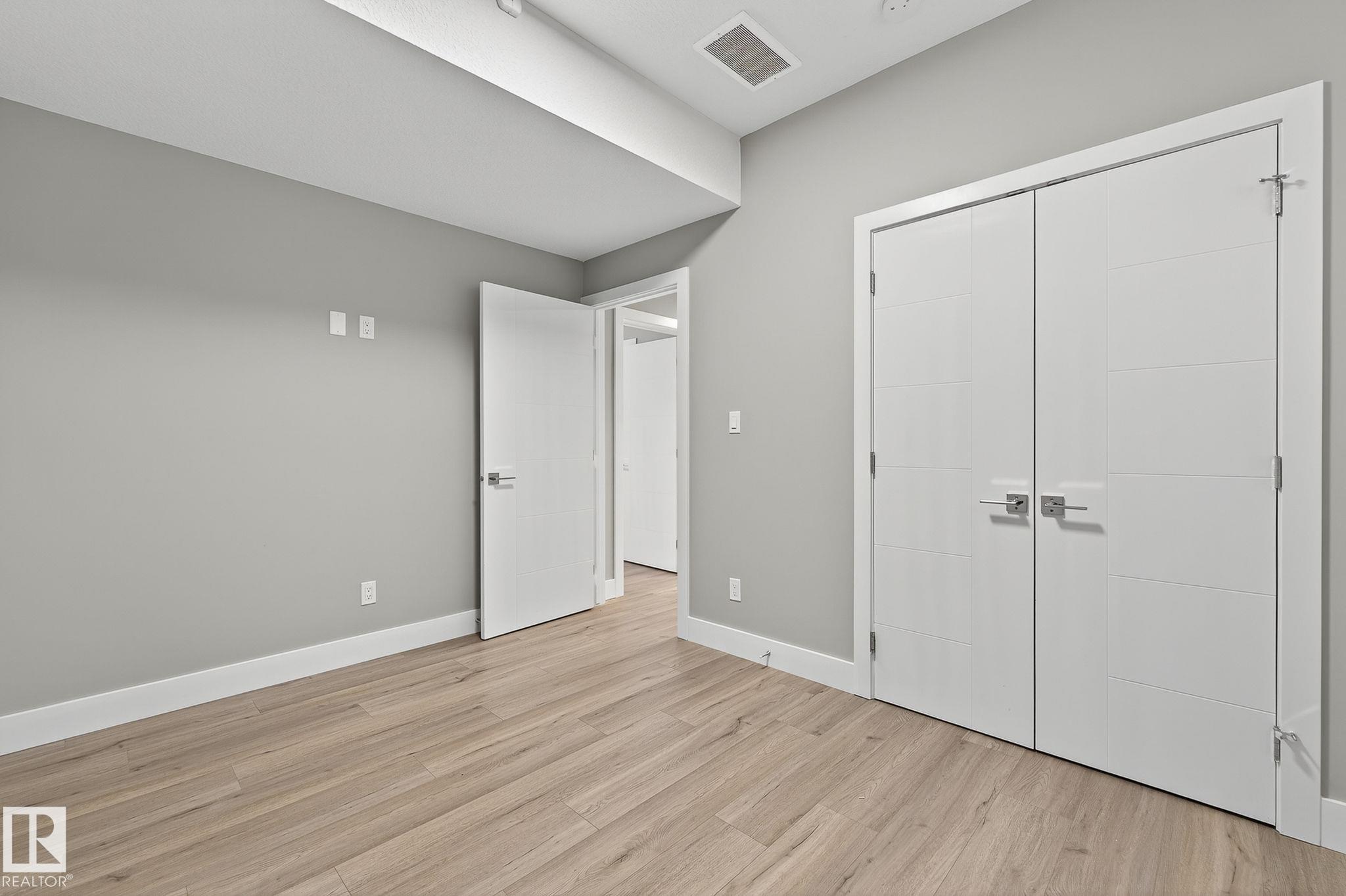 https://zimg.paragon.ice.com/ParagonImages/Property/PM/RAE/225400709/66/0/0/91a0698e282e318d0c94e3deee9b7846/1/65a6e02c9ce3bd7506cba7fdca36858c/225400709-A8BAB2B8-FDE0-4D43-9BAA-152A29171EC7.JPG