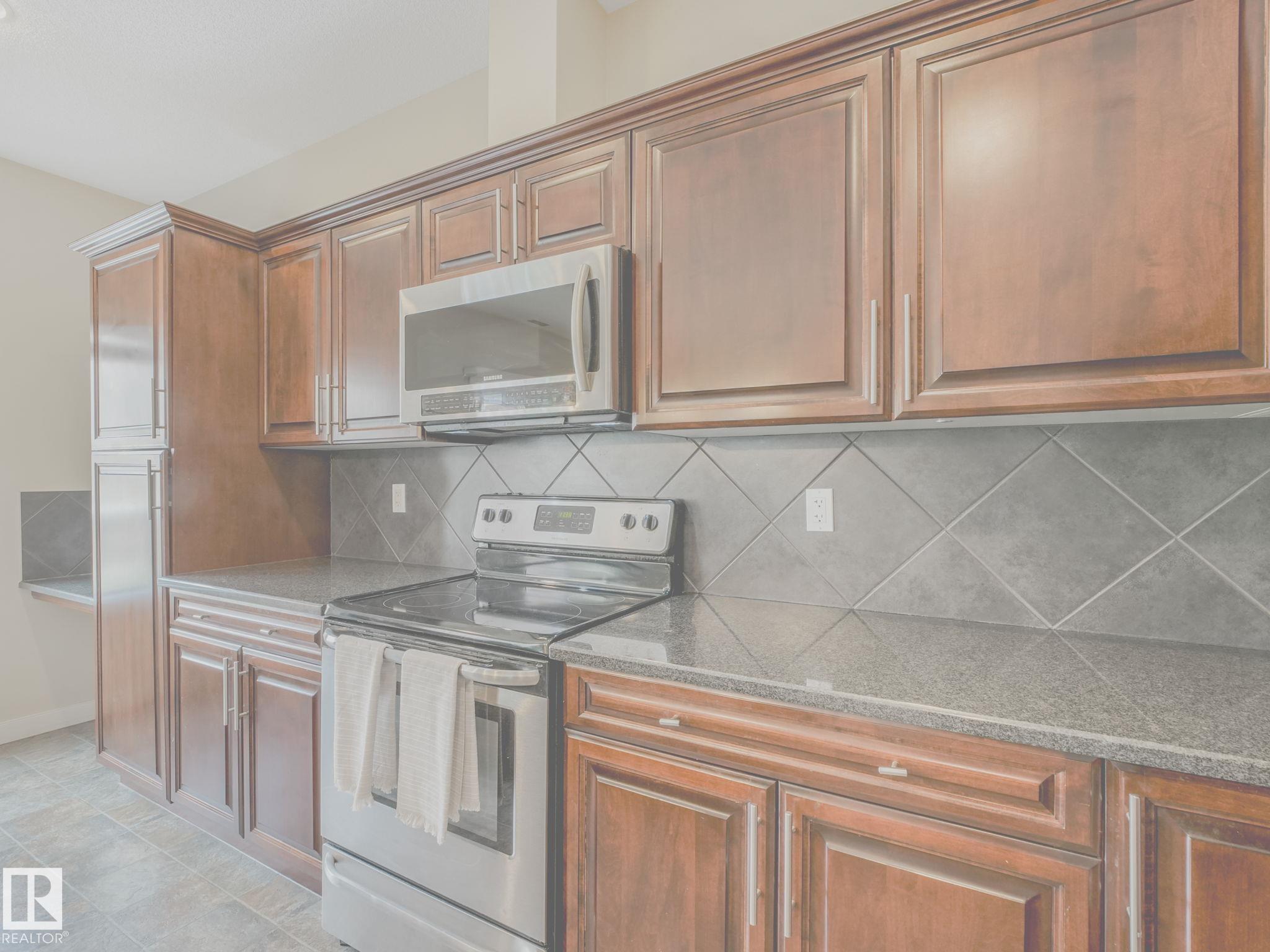 Photo 12 at 37 - 13825 155 Avenue NW, Carlton, Edmonton