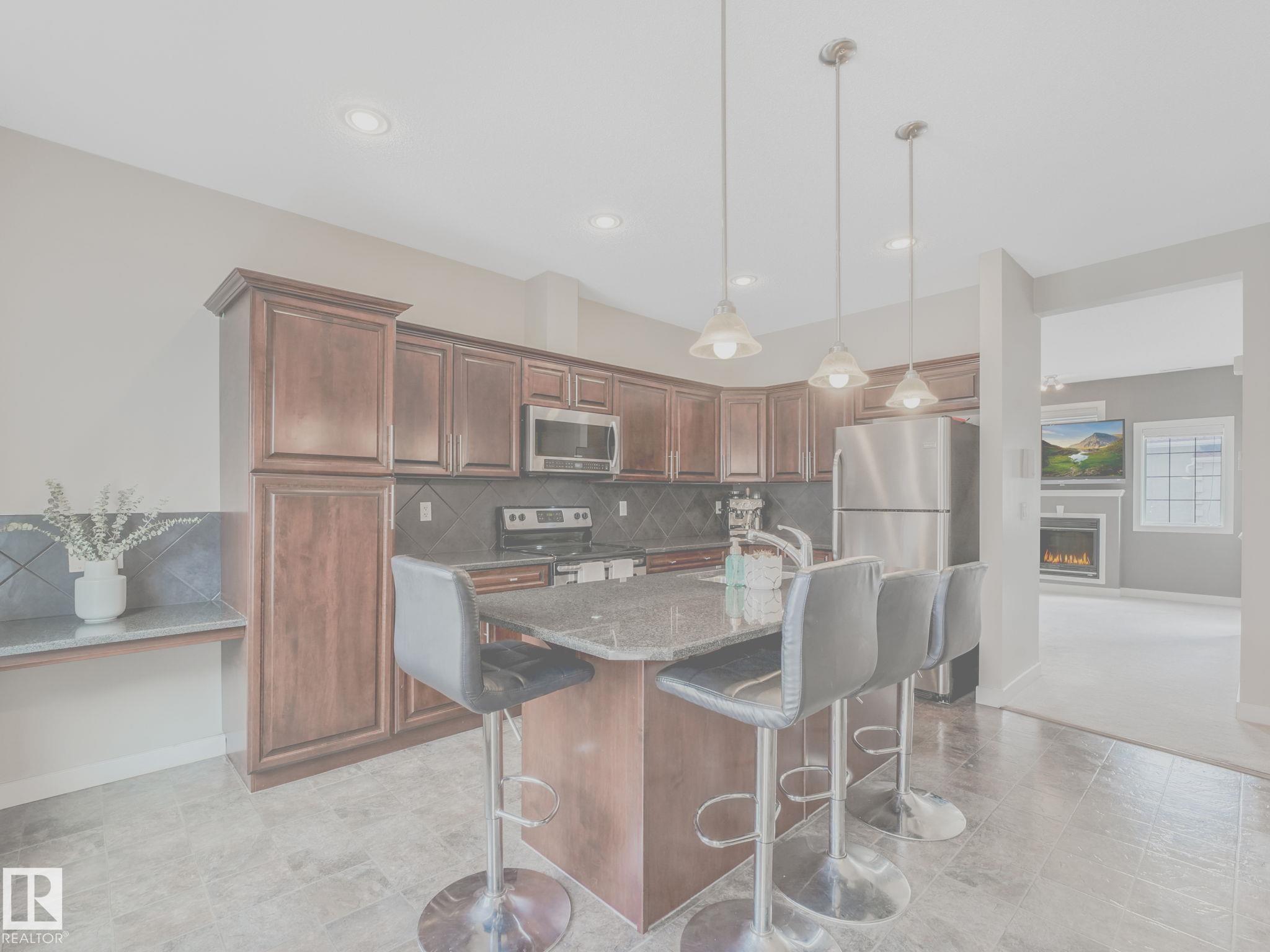 Photo 10 at 37 - 13825 155 Avenue NW, Carlton, Edmonton