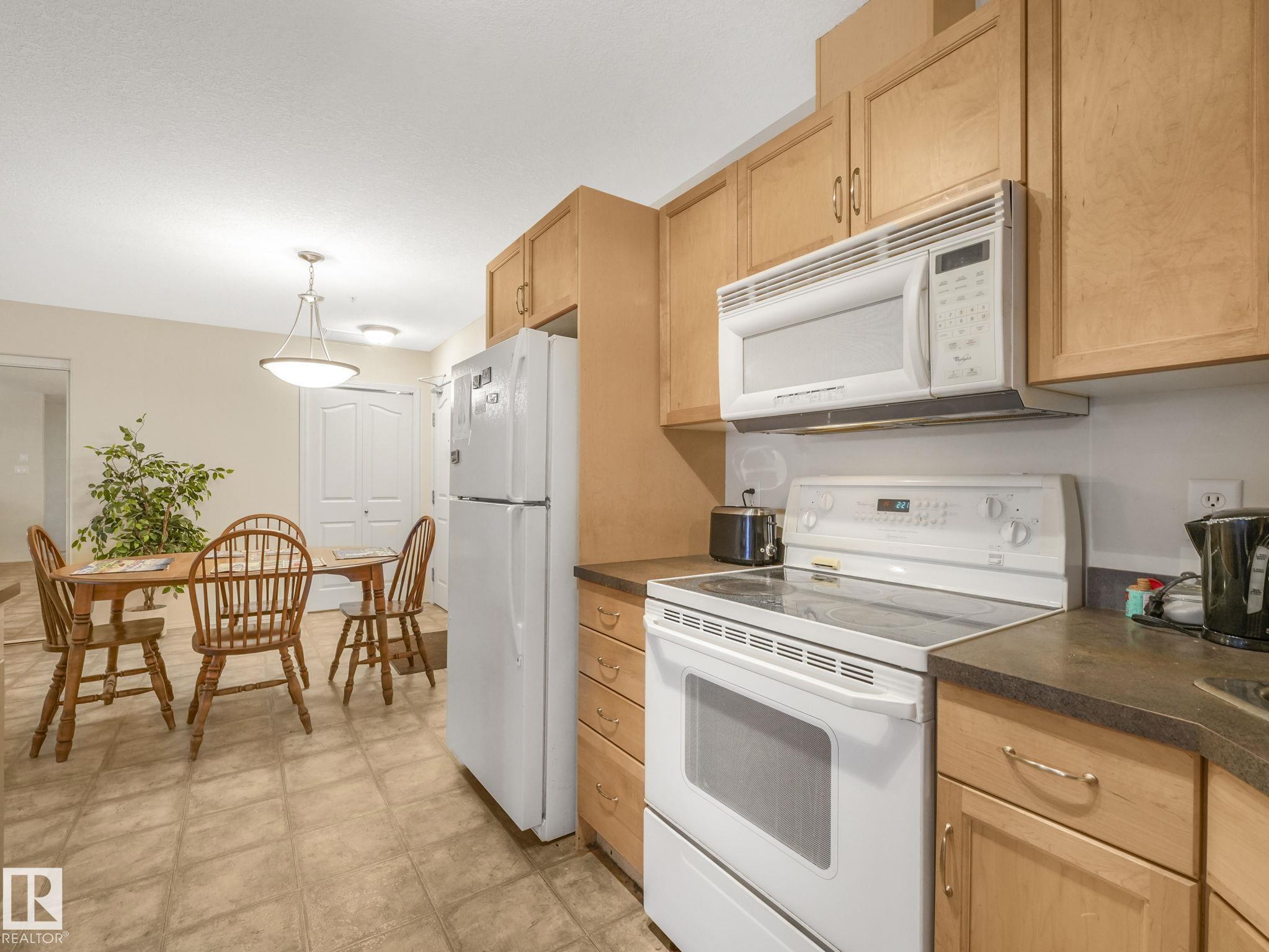 Photo 12 at 115 - 78A Mckenney Avenue, Mission, St. Albert