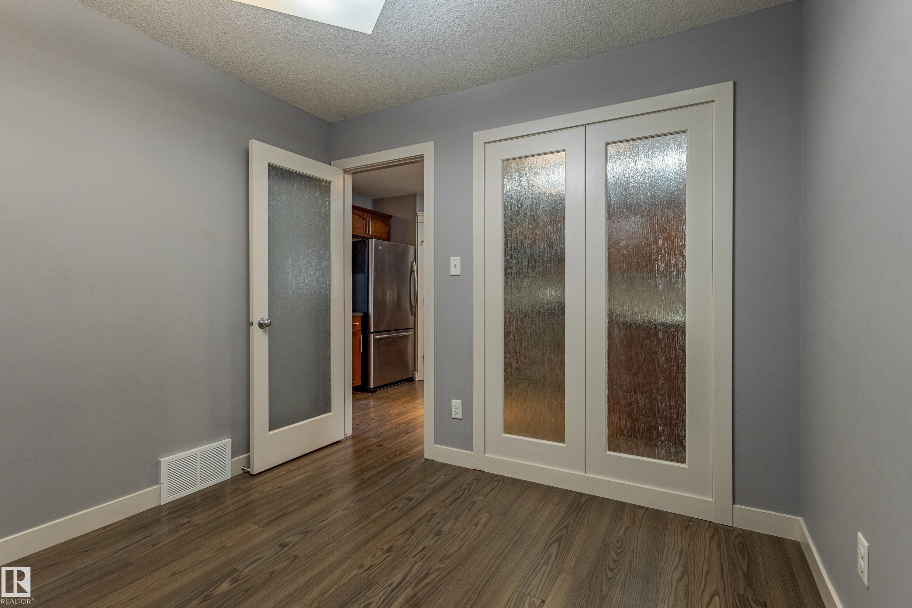 https://zimg.paragon.ice.com/ParagonImages/Property/PM/RAE/225400718/20/0/0/edb05f67eaaedac87f0eeb1b0fd1d941/1/c65f36f31fc8e0c34d7e49a04101783e/225400718-71fb8c77-4d3f-4c5c-8eed-64e7edd15b57.JPG