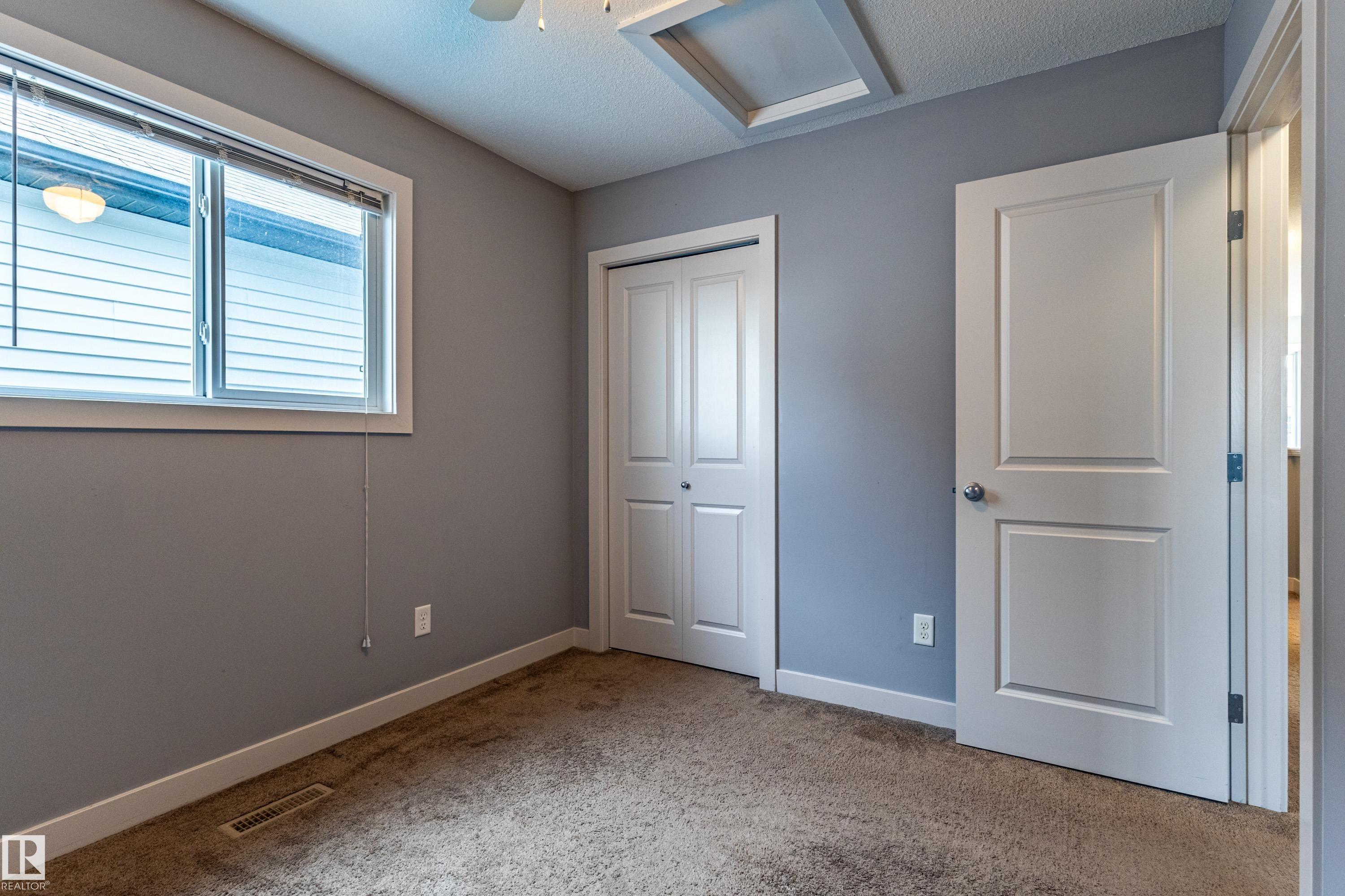 https://zimg.paragon.ice.com/ParagonImages/Property/PM/RAE/225400718/30/0/0/0d762a202a6d5e88c682c939a8638a08/1/c65f36f31fc8e0c34d7e49a04101783e/225400718-1c0b6897-32b6-4a6f-be8f-5f83177b7b84.JPG