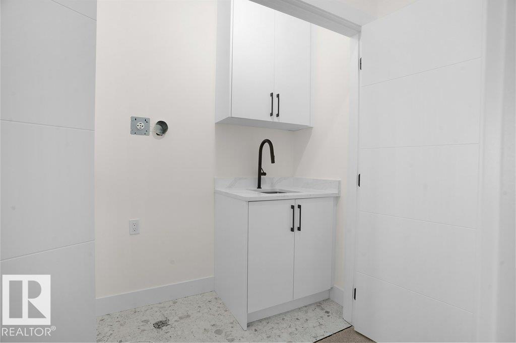 https://zimg.paragon.ice.com/ParagonImages/Property/PM/RAE/225400723/45/0/0/cd867c4376cd6a3e5493bc2e05af49a4/1/5b2b03c317fdbdcb7c0315258f4e4dec/225400723-AC411737-4C48-48B0-859C-FA3F17D63F51.JPG