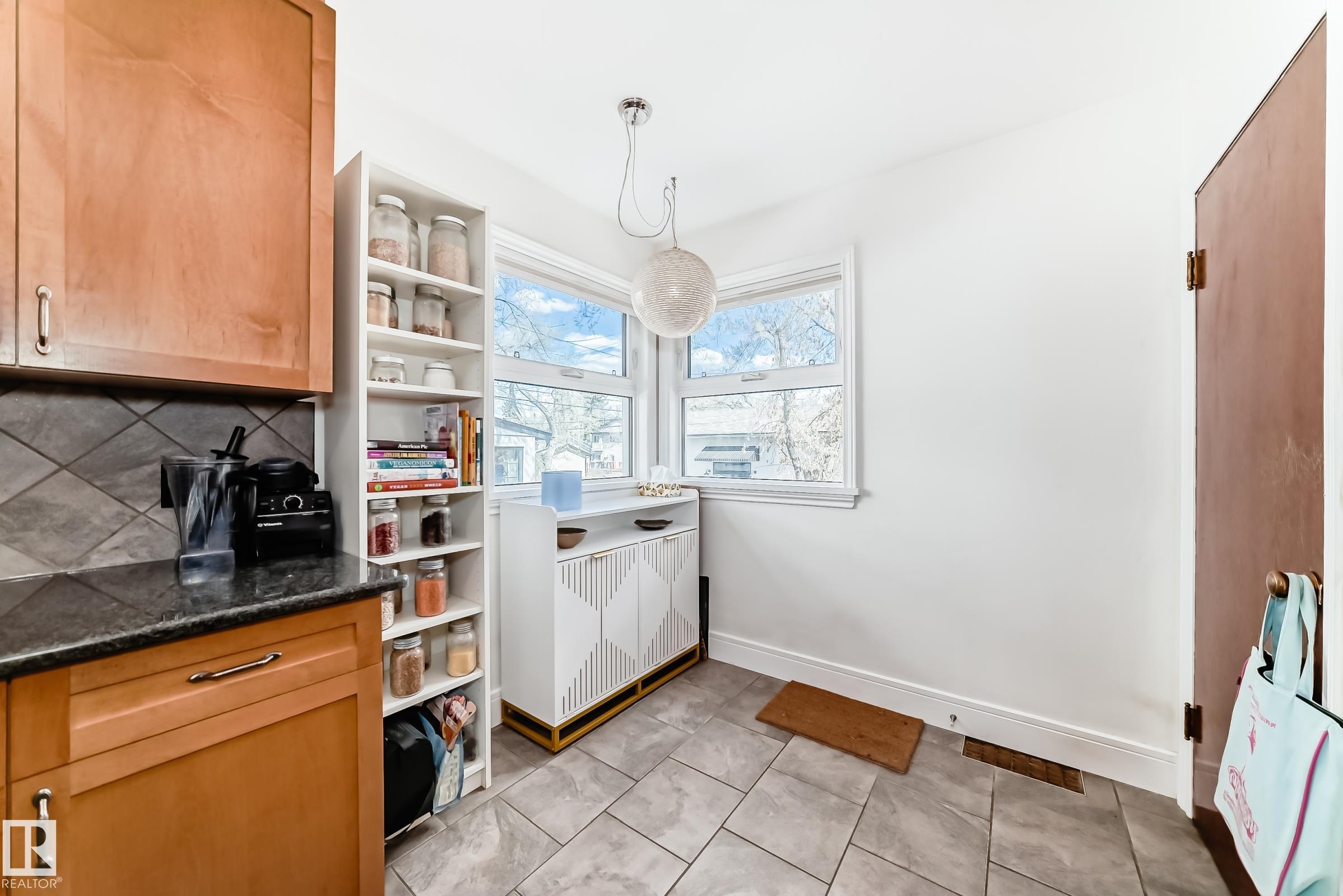 Photo 17 at 11243 127 Street NW, Inglewood, Edmonton