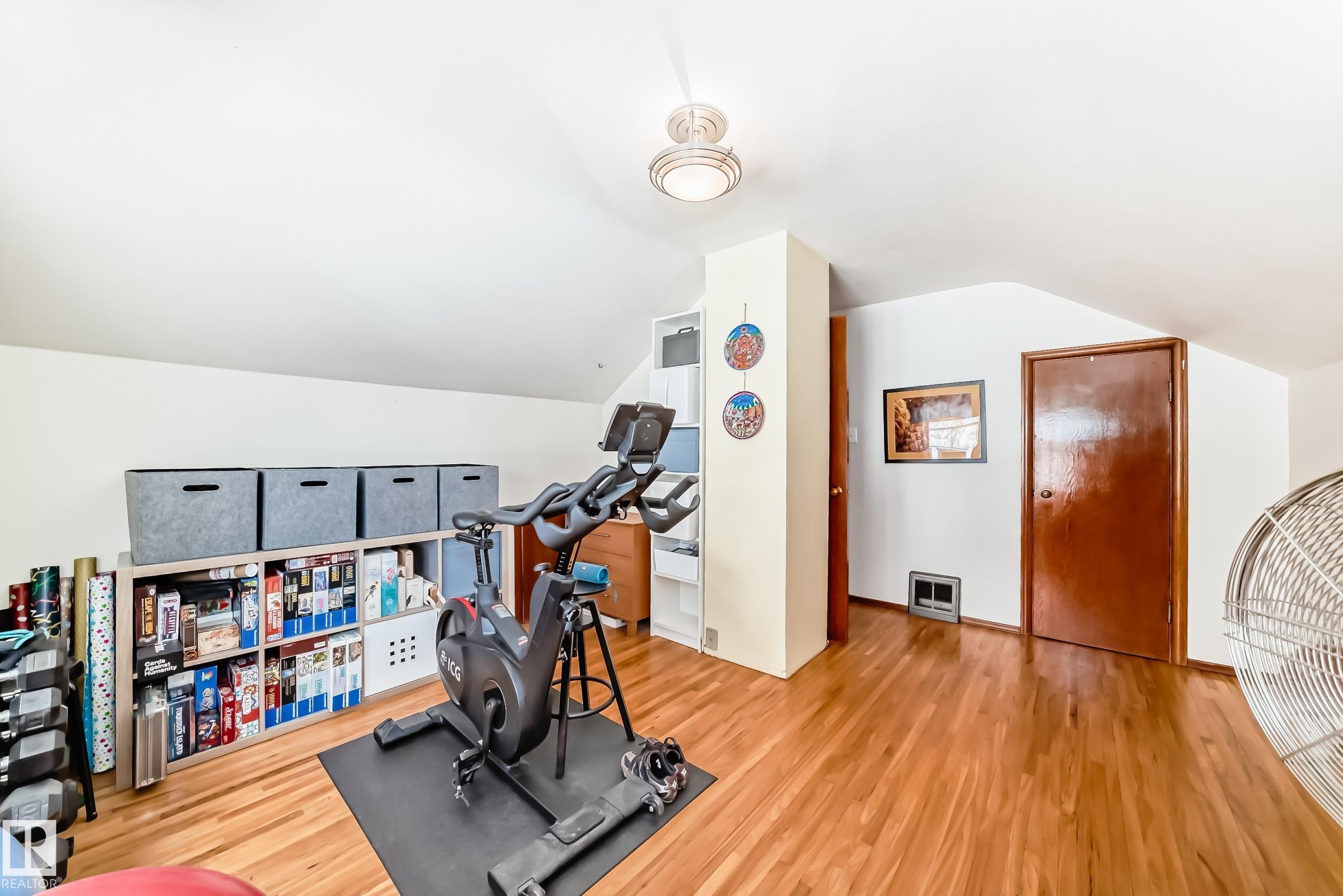 Photo 31 at 11243 127 Street NW, Inglewood, Edmonton