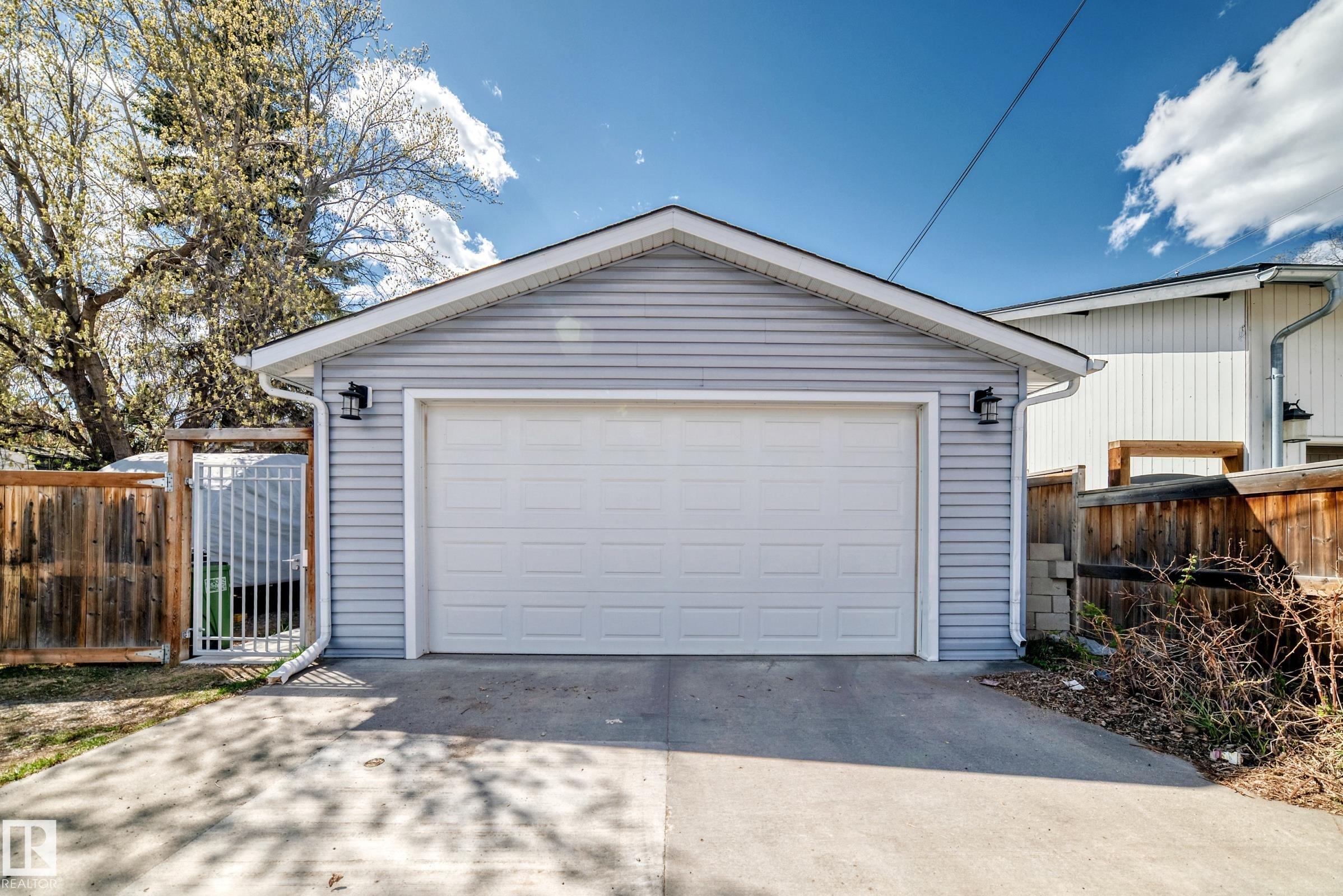 Photo 60 at 11243 127 Street NW, Inglewood, Edmonton