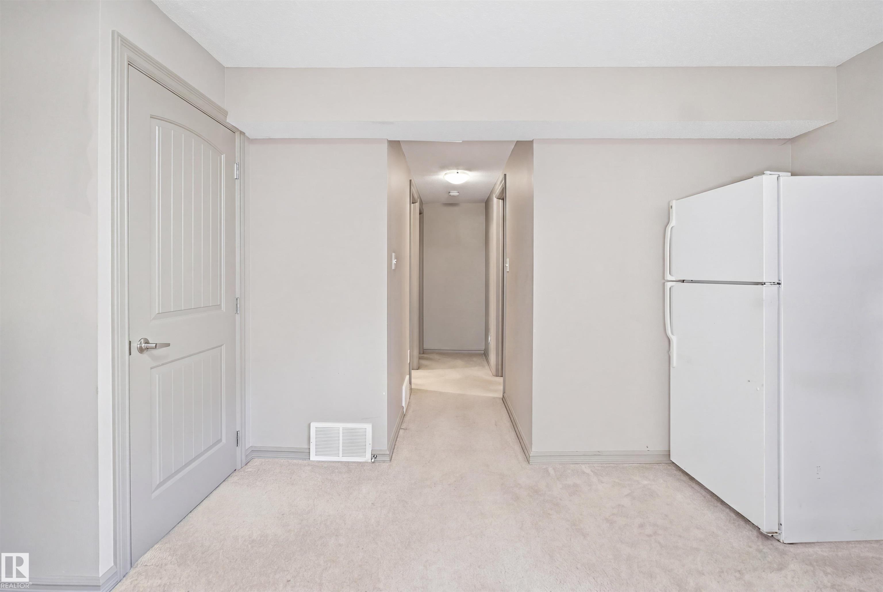 https://zimg.paragon.ice.com/ParagonImages/Property/PM/RAE/225400733/36/0/0/86aa16d28af128d6831a36d7c2d2804a/1/e77dc896d2cb25b690d56c173f013227/225400733-ed21ebfb-b194-47da-8f3d-ab76e7b50b4e.JPG