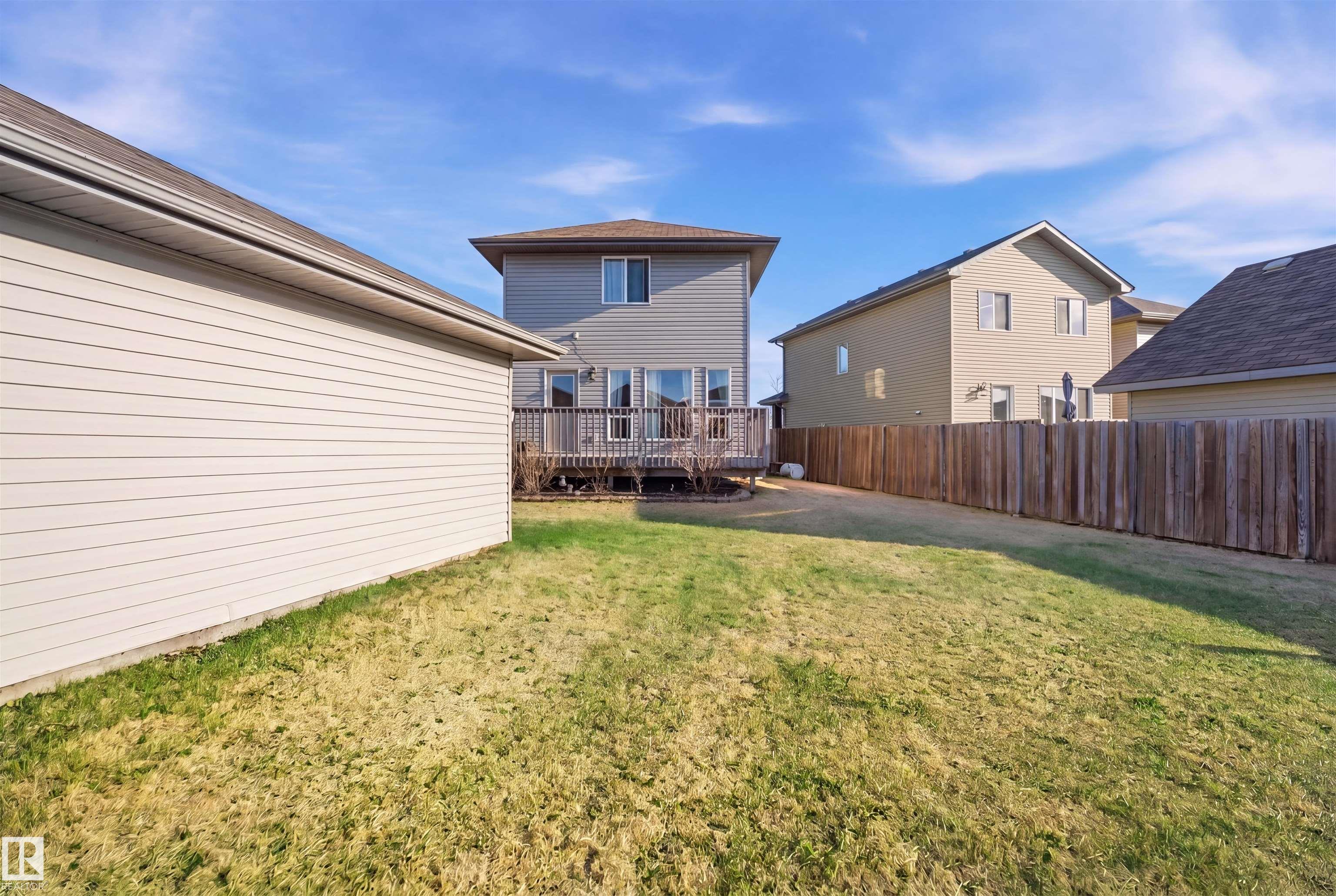 https://zimg.paragon.ice.com/ParagonImages/Property/PM/RAE/225400733/46/0/0/2fa966884d17f143c534ac87585eabcd/1/e77dc896d2cb25b690d56c173f013227/225400733-2d551a53-e3b3-432f-961e-b86122441f0f.JPG