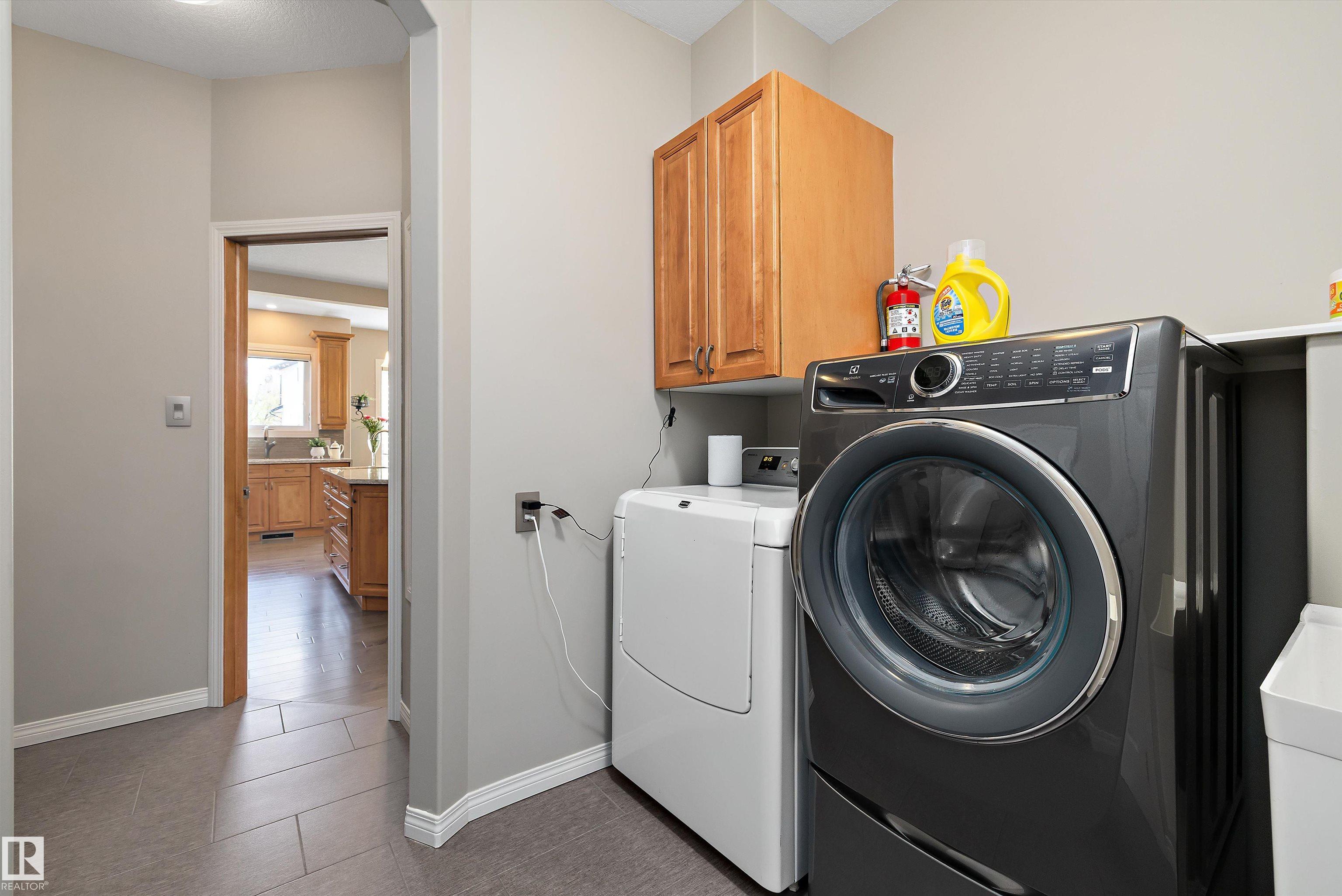 https://zimg.paragon.ice.com/ParagonImages/Property/PM/RAE/225400737/21/0/0/2f85d9d373fcc491b7cbbef0dc38f1ab/1/e23cb10d5ae98557a9c7de5814f28a13/225400737-a6a2645c-b26c-4e00-abb3-f42bce3c5c3f.JPG