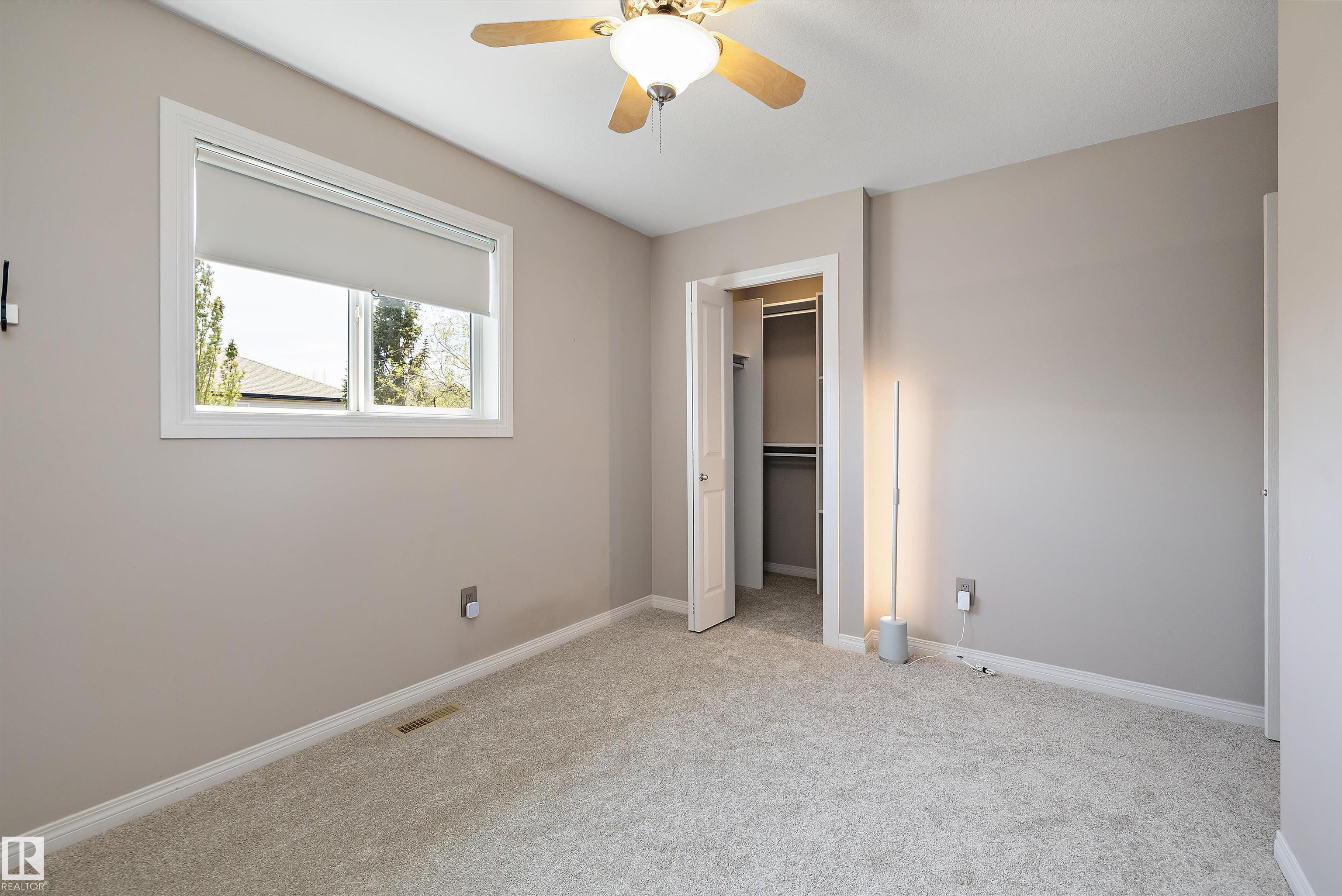 https://zimg.paragon.ice.com/ParagonImages/Property/PM/RAE/225400737/35/0/0/61bc74a235bc271cd92be19f3c4a68de/1/e23cb10d5ae98557a9c7de5814f28a13/225400737-b36bfed9-7ede-4a0b-91af-2ea0f971bf2e.JPG