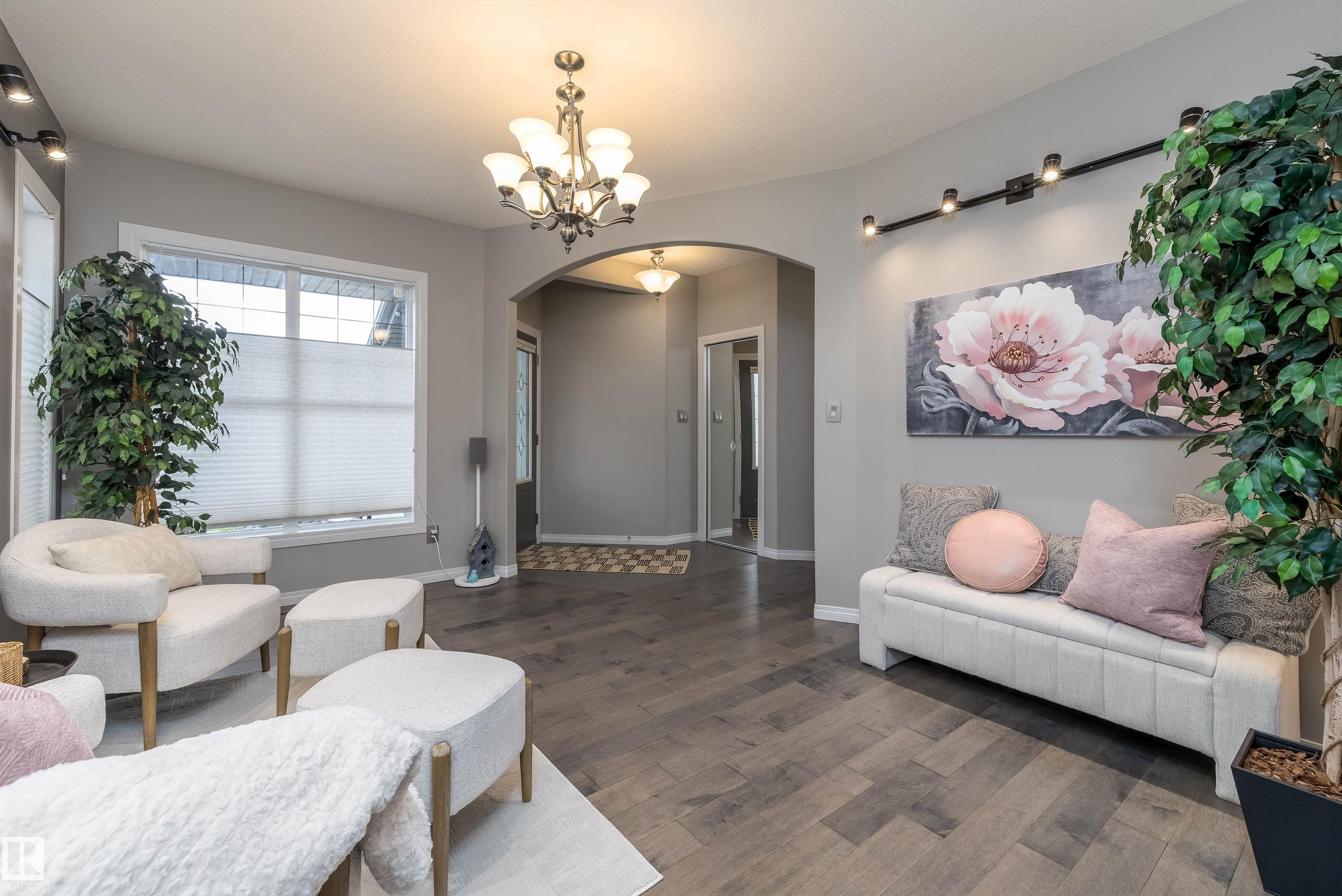 https://zimg.paragon.ice.com/ParagonImages/Property/PM/RAE/225400737/5/0/0/fb6f80f207c9b31e2c8f5373039a1b42/1/e23cb10d5ae98557a9c7de5814f28a13/225400737-2d80c864-77af-48d3-847d-811de118e70f.JPG