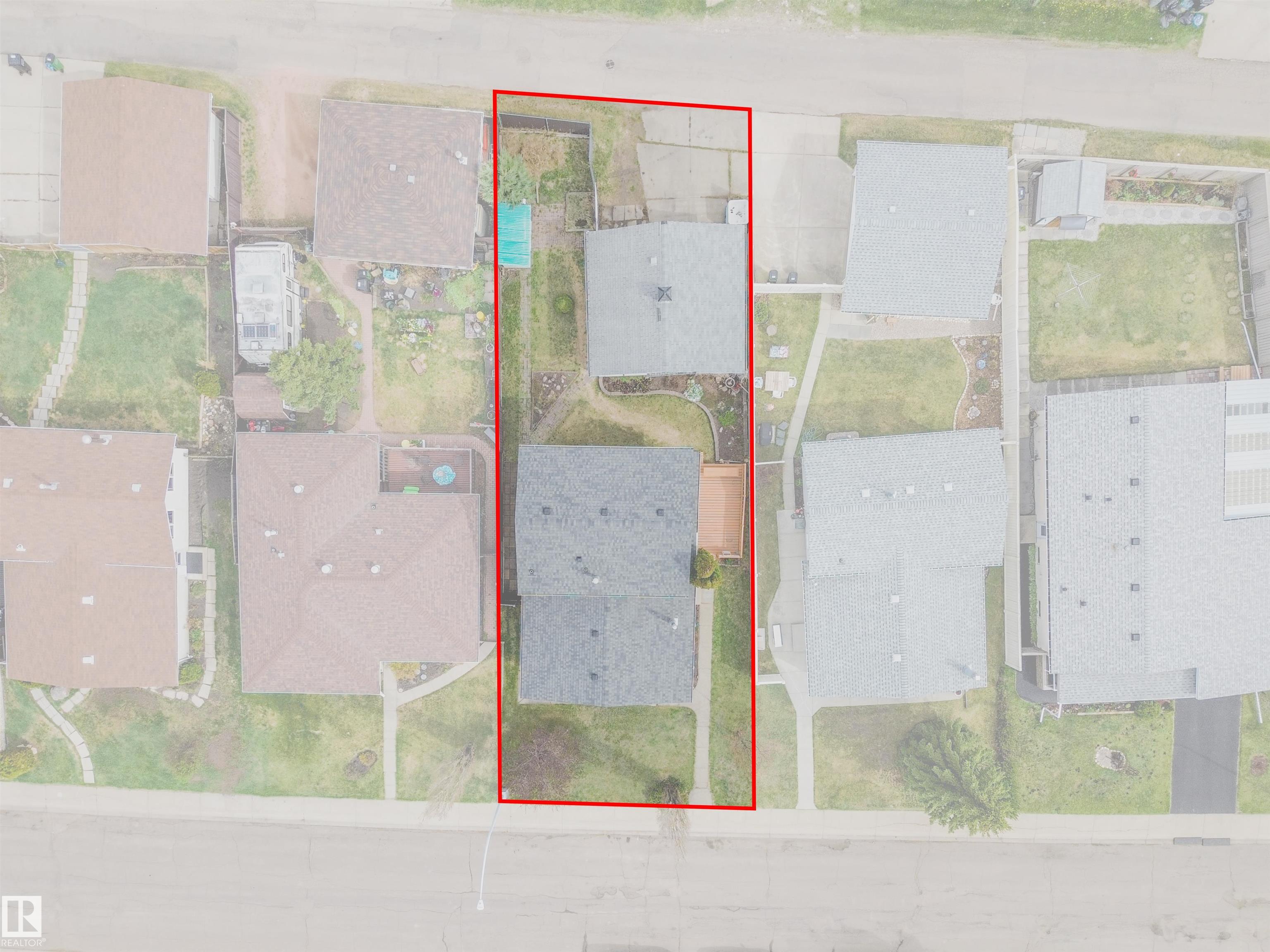 https://zimg.paragon.ice.com/ParagonImages/Property/PM/RAE/225400740/17/0/0/6977dc463fc5eb79331d8ea78294211b/1/4757c3dde1cbd7ceb2e1b9aed7463330/225400740-8cf09e48-72d8-4c36-b502-e23b4ee2f911.JPG