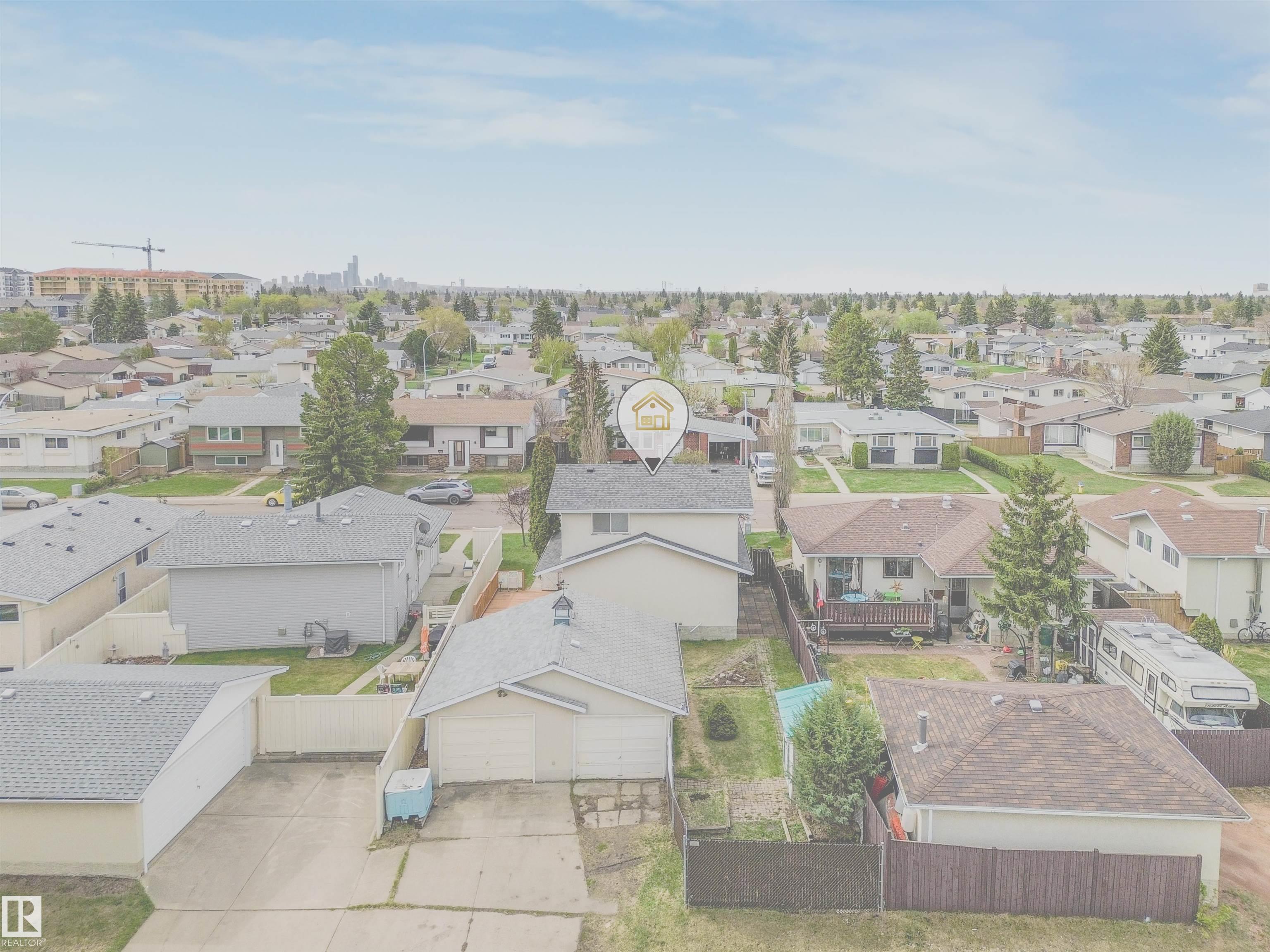 https://zimg.paragon.ice.com/ParagonImages/Property/PM/RAE/225400740/19/0/0/9c2f0e578b5685ff69aa201733250a85/1/4757c3dde1cbd7ceb2e1b9aed7463330/225400740-f1f3ff5e-aed3-45a2-8bf0-b707d2e66ec7.JPG