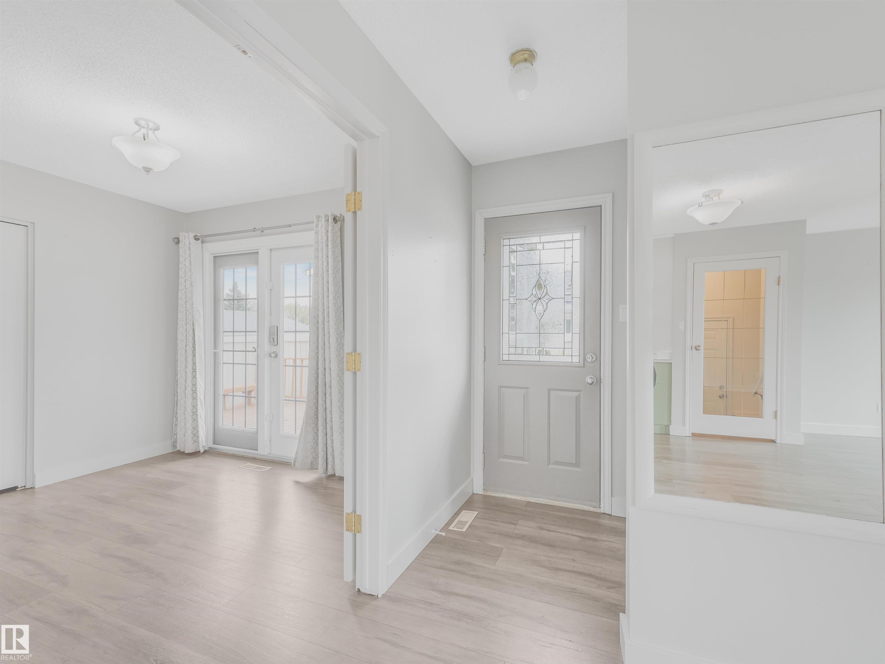 https://zimg.paragon.ice.com/ParagonImages/Property/PM/RAE/225400740/26/0/0/a2167d9f89b33e5fa31c197979b43b16/1/4757c3dde1cbd7ceb2e1b9aed7463330/225400740-b4442d49-706e-40c9-9654-3faede313e42.JPG