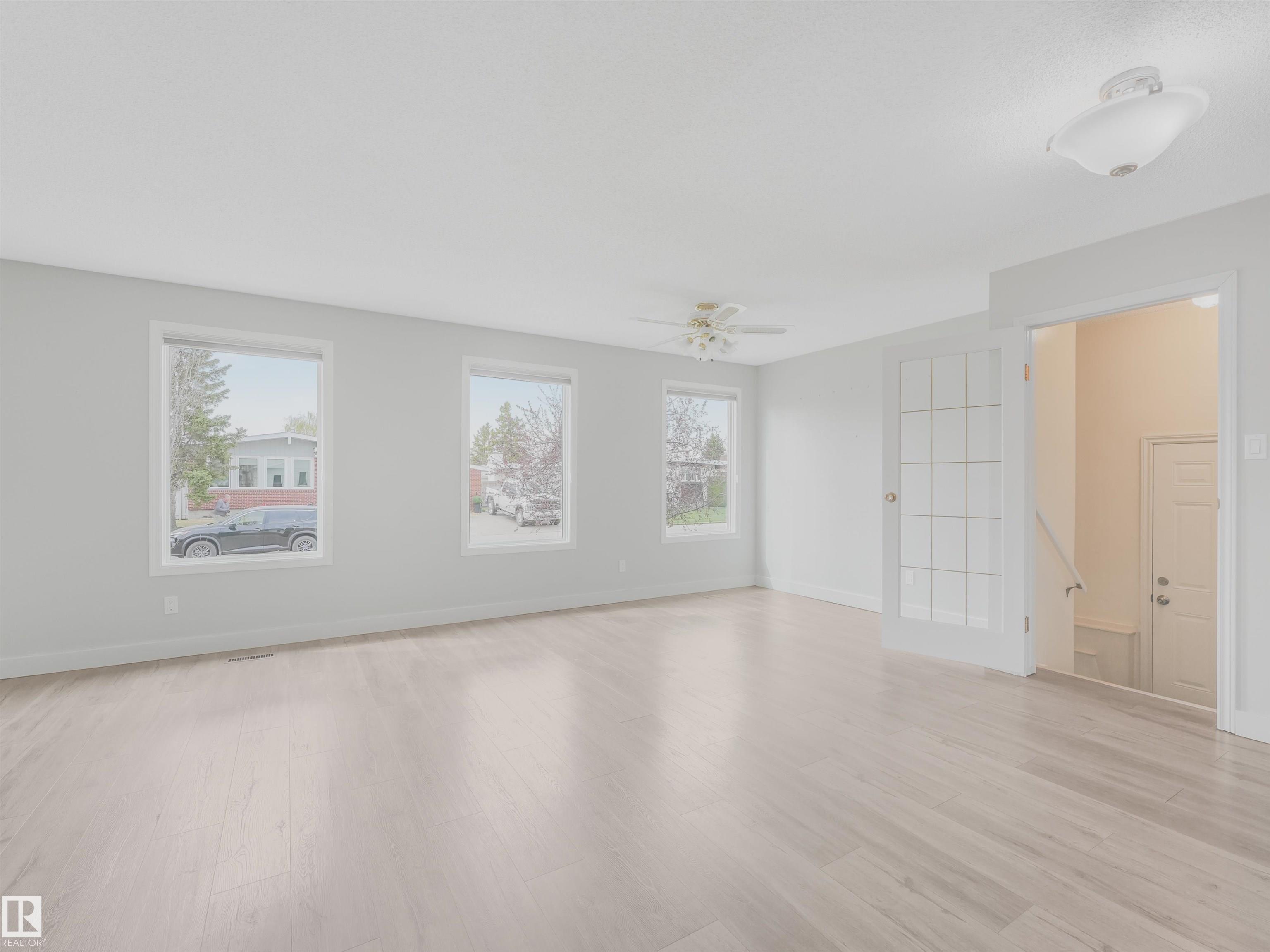 https://zimg.paragon.ice.com/ParagonImages/Property/PM/RAE/225400740/30/0/0/48bdaadac80e50ff34487c782eeb7549/1/4757c3dde1cbd7ceb2e1b9aed7463330/225400740-7ec5991a-02e0-4094-bb4a-48d8b29d1d78.JPG
