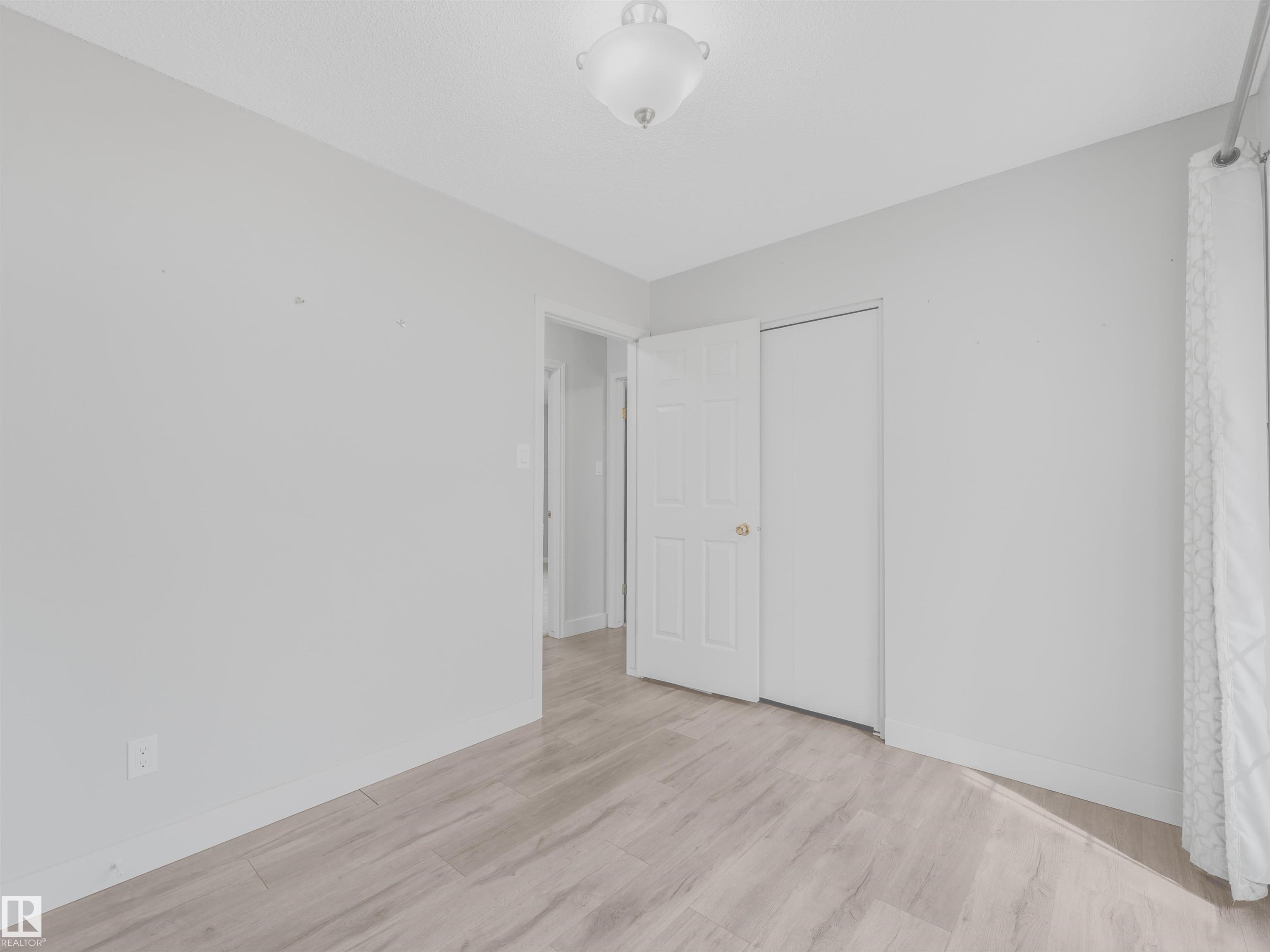 https://zimg.paragon.ice.com/ParagonImages/Property/PM/RAE/225400740/32/0/0/08ca5d61d189ec34fa615162fdc3443e/1/4757c3dde1cbd7ceb2e1b9aed7463330/225400740-9d2f869d-89ce-4f88-b406-a59efc6131cd.JPG