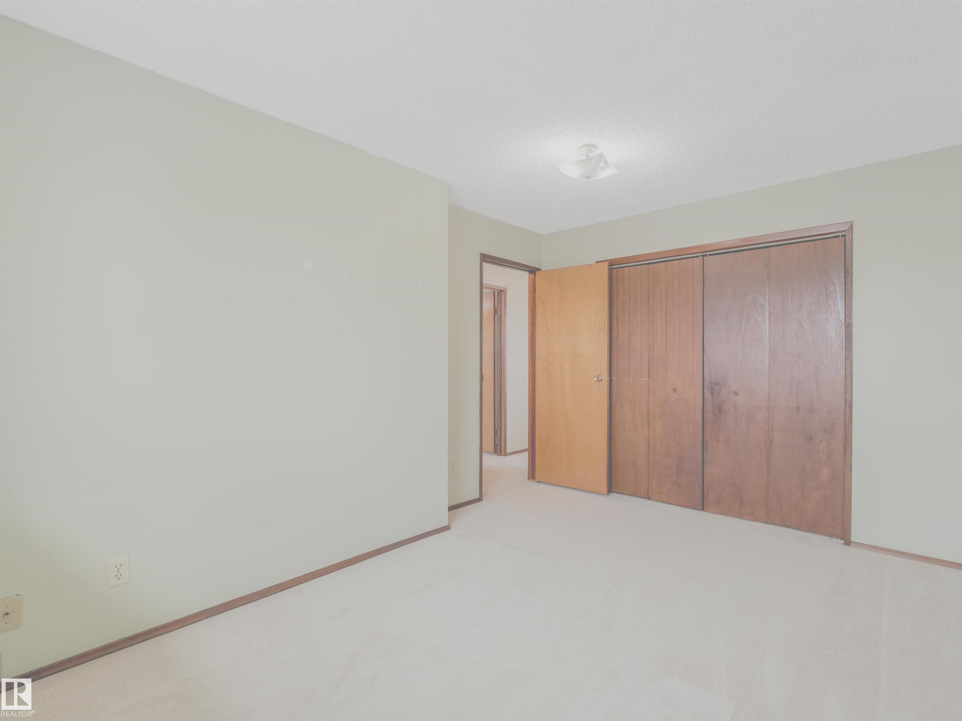 https://zimg.paragon.ice.com/ParagonImages/Property/PM/RAE/225400740/42/0/0/8c7e37a8491a5a904cb94cac5212f643/1/4757c3dde1cbd7ceb2e1b9aed7463330/225400740-fe955902-a86e-49a8-ba40-ff0475683fe4.JPG