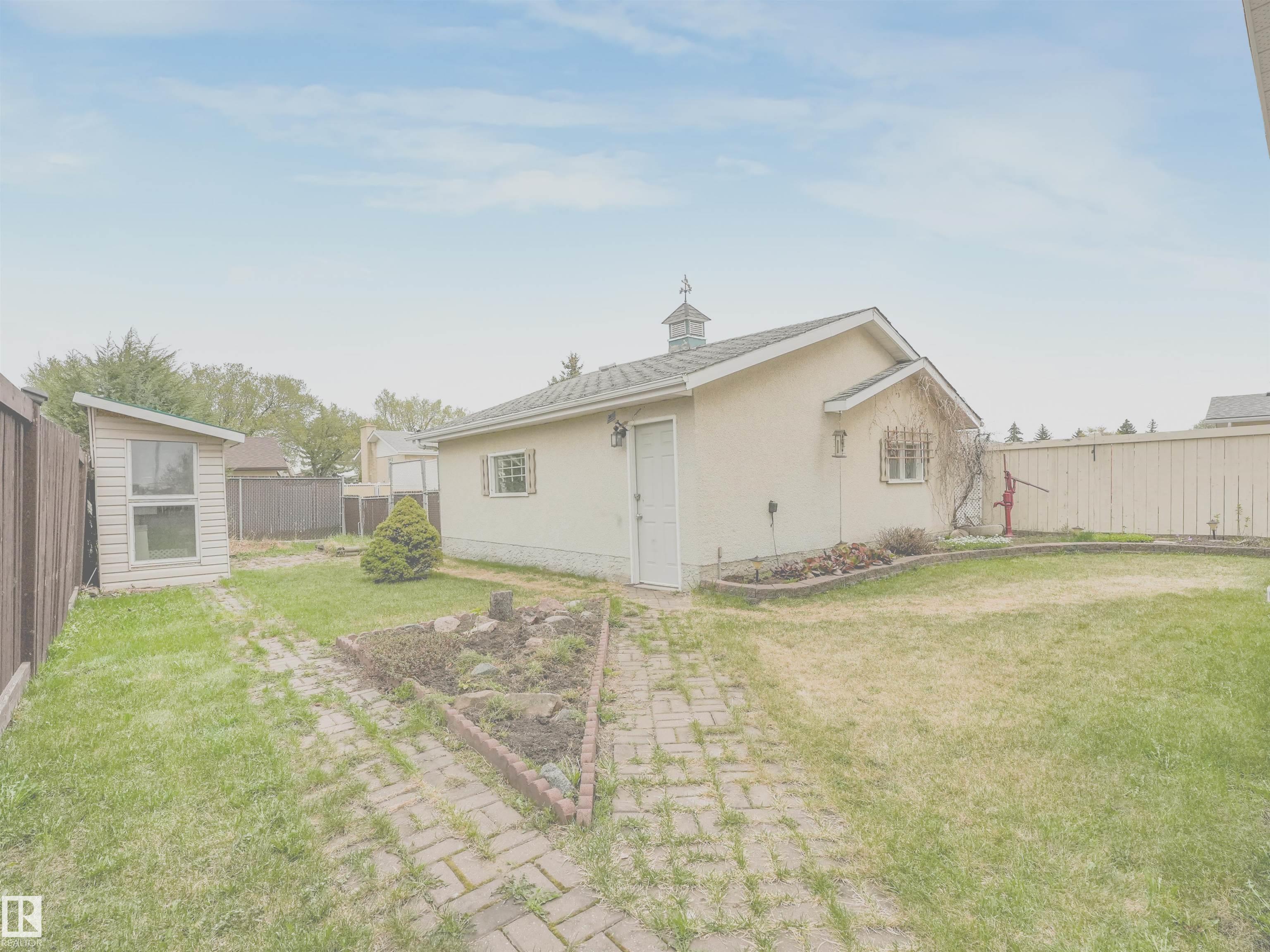 https://zimg.paragon.ice.com/ParagonImages/Property/PM/RAE/225400740/6/0/0/8d270b57d7eaa2710d174d19390eeb07/1/4757c3dde1cbd7ceb2e1b9aed7463330/225400740-c19aaa41-5fba-4ac7-824a-ea0301029431.JPG