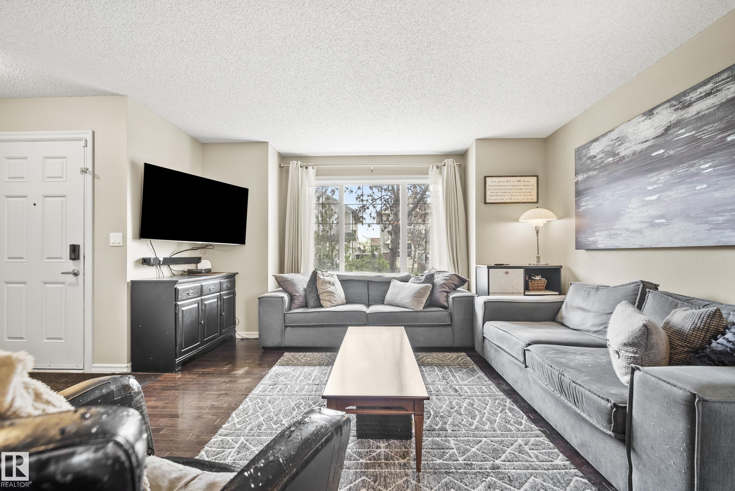 https://zimg.paragon.ice.com/ParagonImages/Property/PM/RAE/225400743/15/0/0/28778999c85b0b682b2e6526caf8b2f4/1/e8dc5985513791429fb6c9d29d97fd20/225400743-9c6e5209-9807-404f-b7bc-169637f915cf.JPG