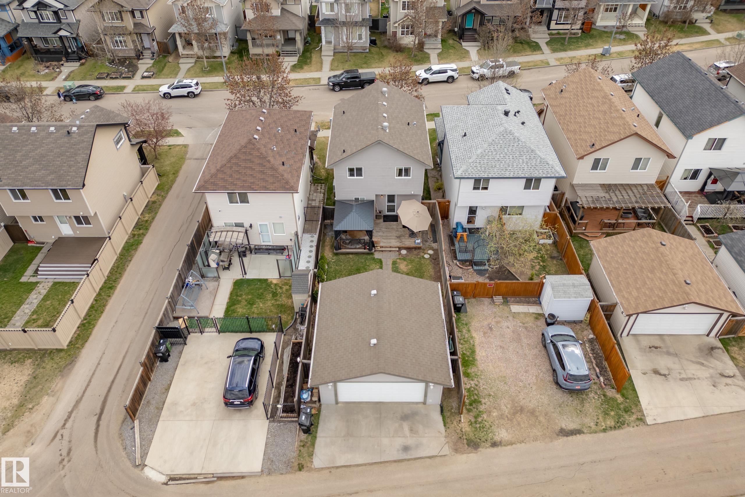 https://zimg.paragon.ice.com/ParagonImages/Property/PM/RAE/225400743/47/0/0/987cb896612b4292906f8dafbc46ed38/1/e8dc5985513791429fb6c9d29d97fd20/225400743-3ac9cb13-6b64-45a3-8a91-e4768af3975f.JPG