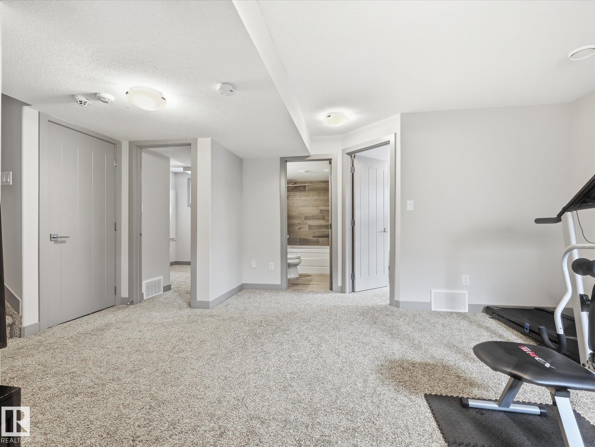 https://zimg.paragon.ice.com/ParagonImages/Property/PM/RAE/225400749/30/0/0/8a3096ed1915b383bb5006b1b35aa6ea/1/6073db7379270f2cfa3eb1afa5808b29/225400749-545a7fe1-b65a-451e-ad33-b0bcc3ee4c0d.JPG