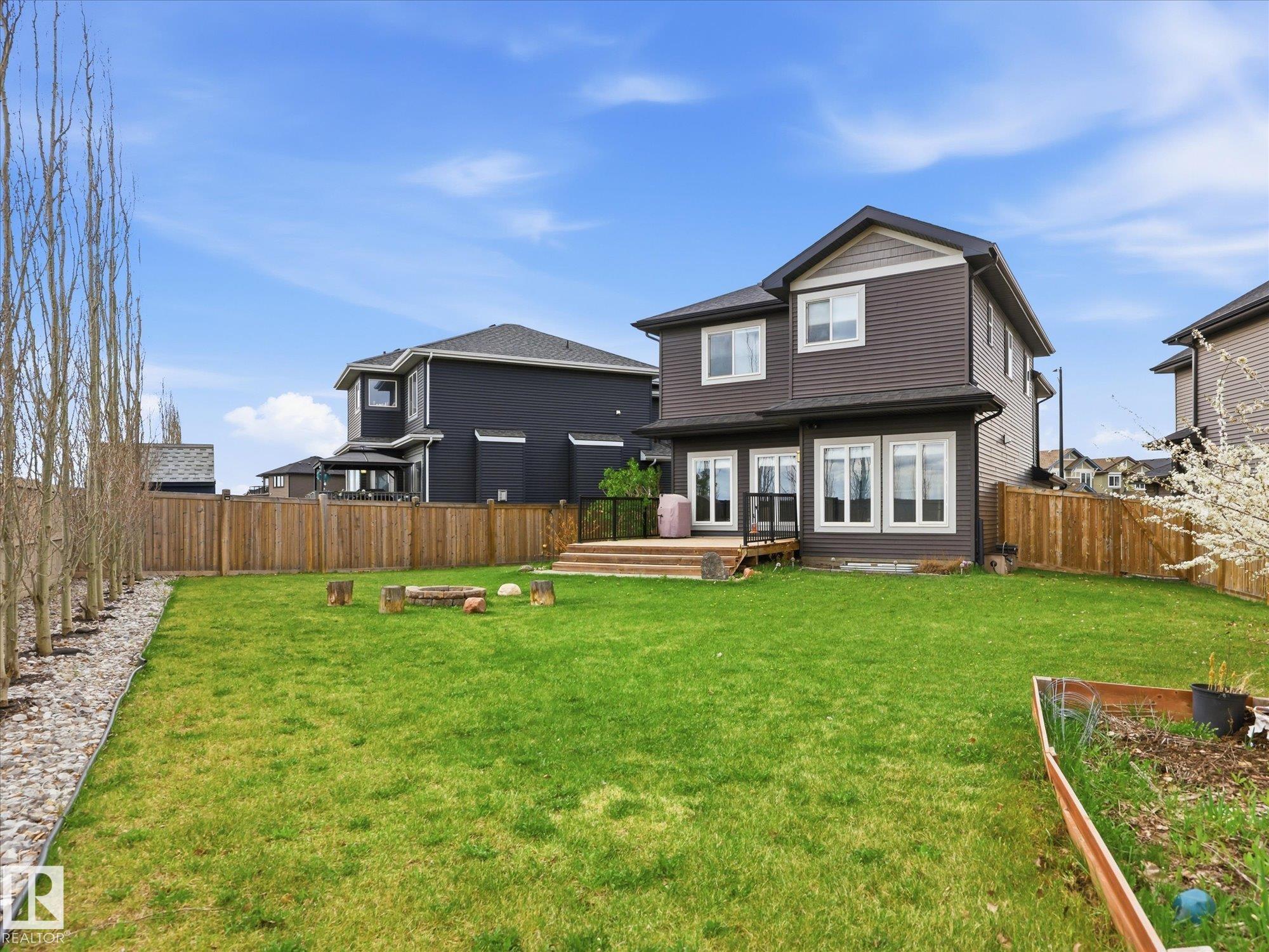 https://zimg.paragon.ice.com/ParagonImages/Property/PM/RAE/225400749/38/0/0/b6590cec520c6b013f569196c10c2702/1/6073db7379270f2cfa3eb1afa5808b29/225400749-f47e7d40-d099-49fb-96d9-b2264beac24f.JPG