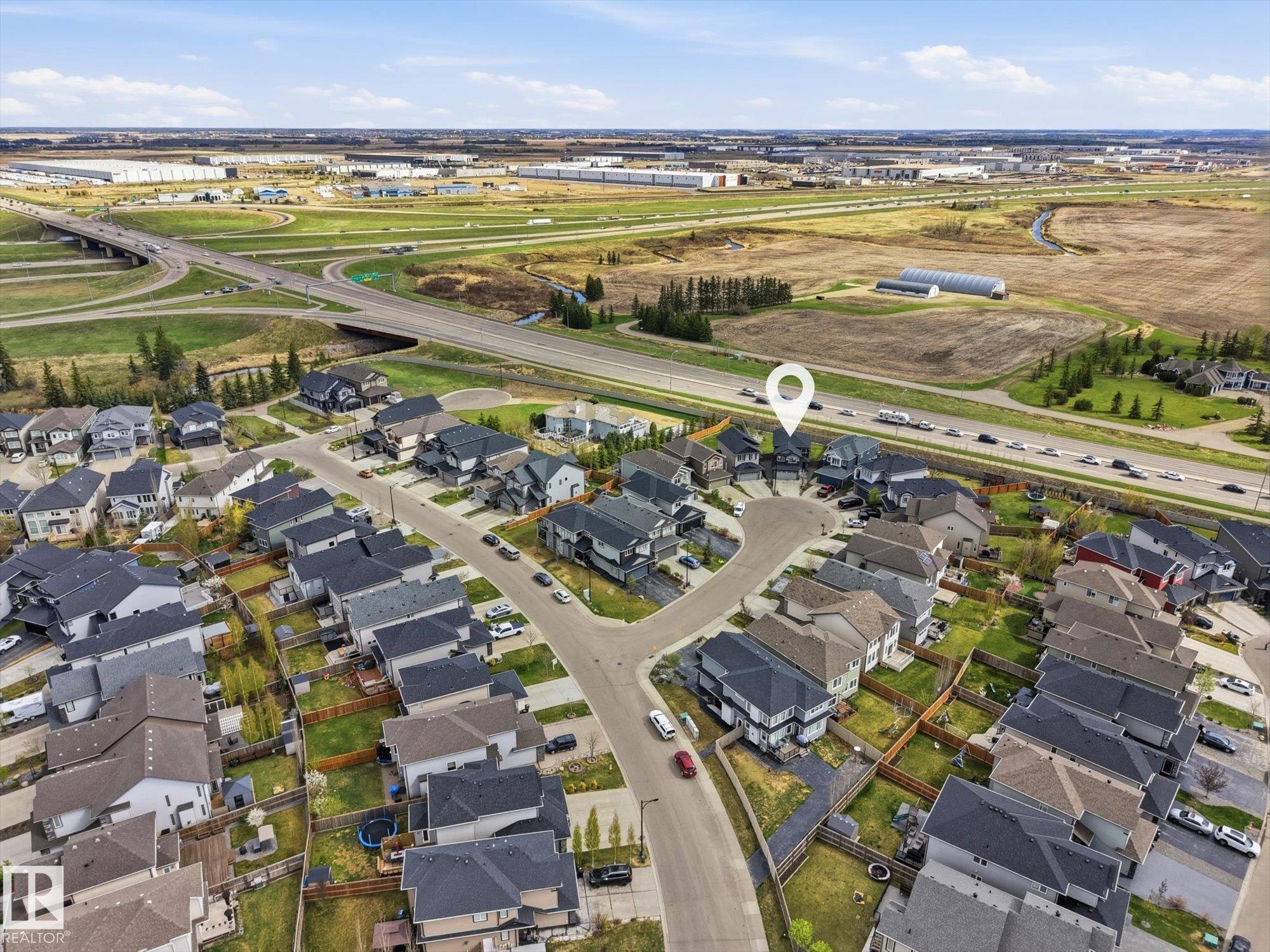 https://zimg.paragon.ice.com/ParagonImages/Property/PM/RAE/225400749/49/0/0/021bdd1fe2e0114daa7ba9846a65617c/1/6073db7379270f2cfa3eb1afa5808b29/225400749-89787c02-e970-4b23-aeee-b6e6f693bda8.JPG
