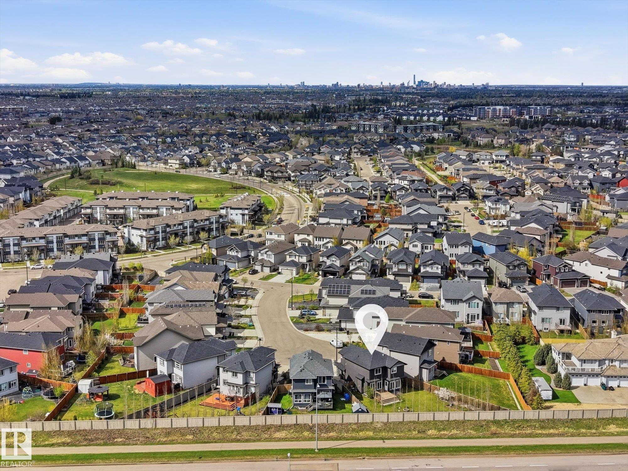 https://zimg.paragon.ice.com/ParagonImages/Property/PM/RAE/225400749/52/0/0/5f38d01f211336b07acab09b978f6c73/1/6073db7379270f2cfa3eb1afa5808b29/225400749-7ec96f27-f35c-4d5c-8846-bf4cc575c40c.JPG