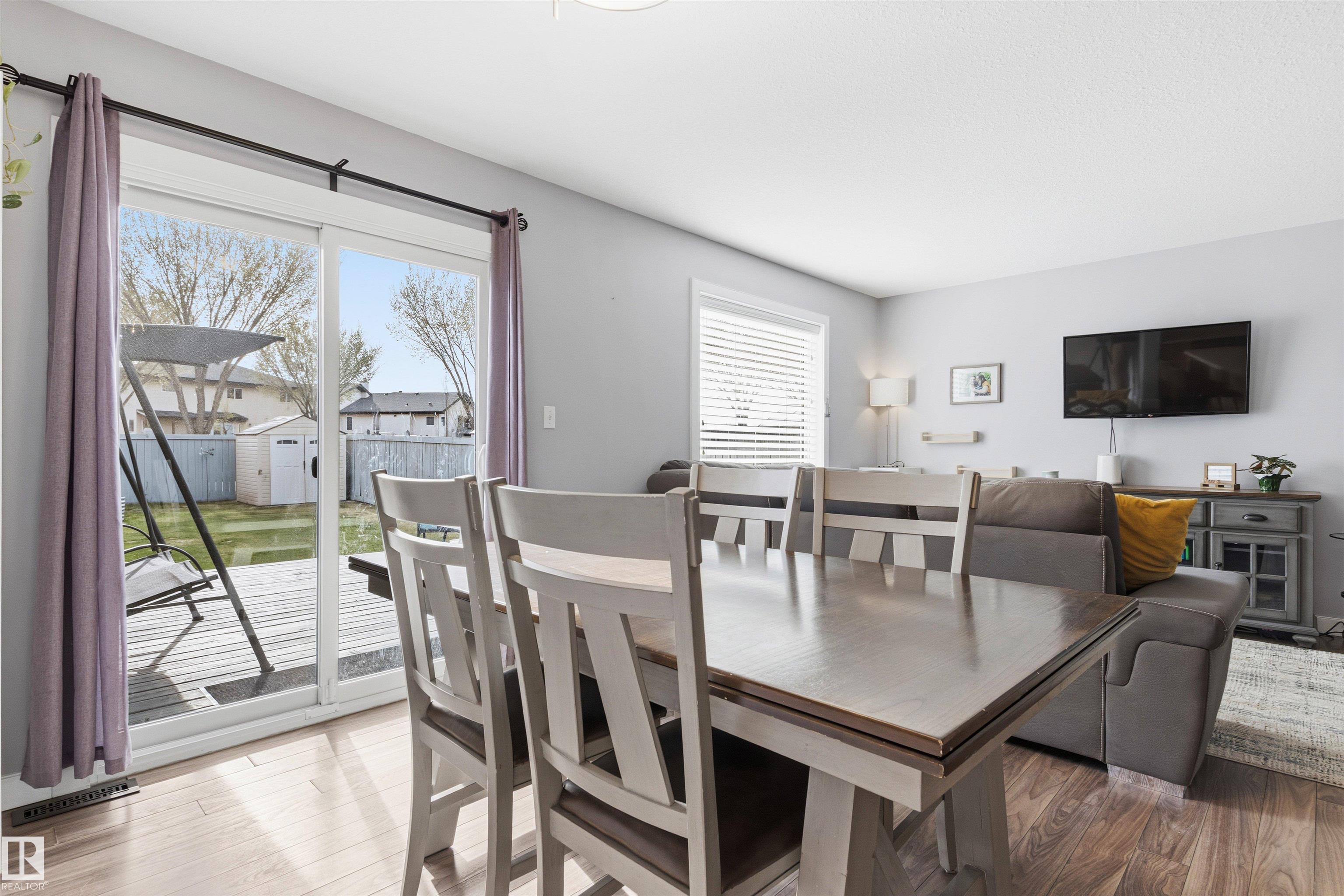 https://zimg.paragon.ice.com/ParagonImages/Property/PM/RAE/225400752/14/0/0/3b27ff84b14263a54c38cc514b291959/1/d42b38fdff058f851d07eb3d2e4d0437/225400752-62fe6d83-df5a-46cd-952e-b66f56efc106.JPG