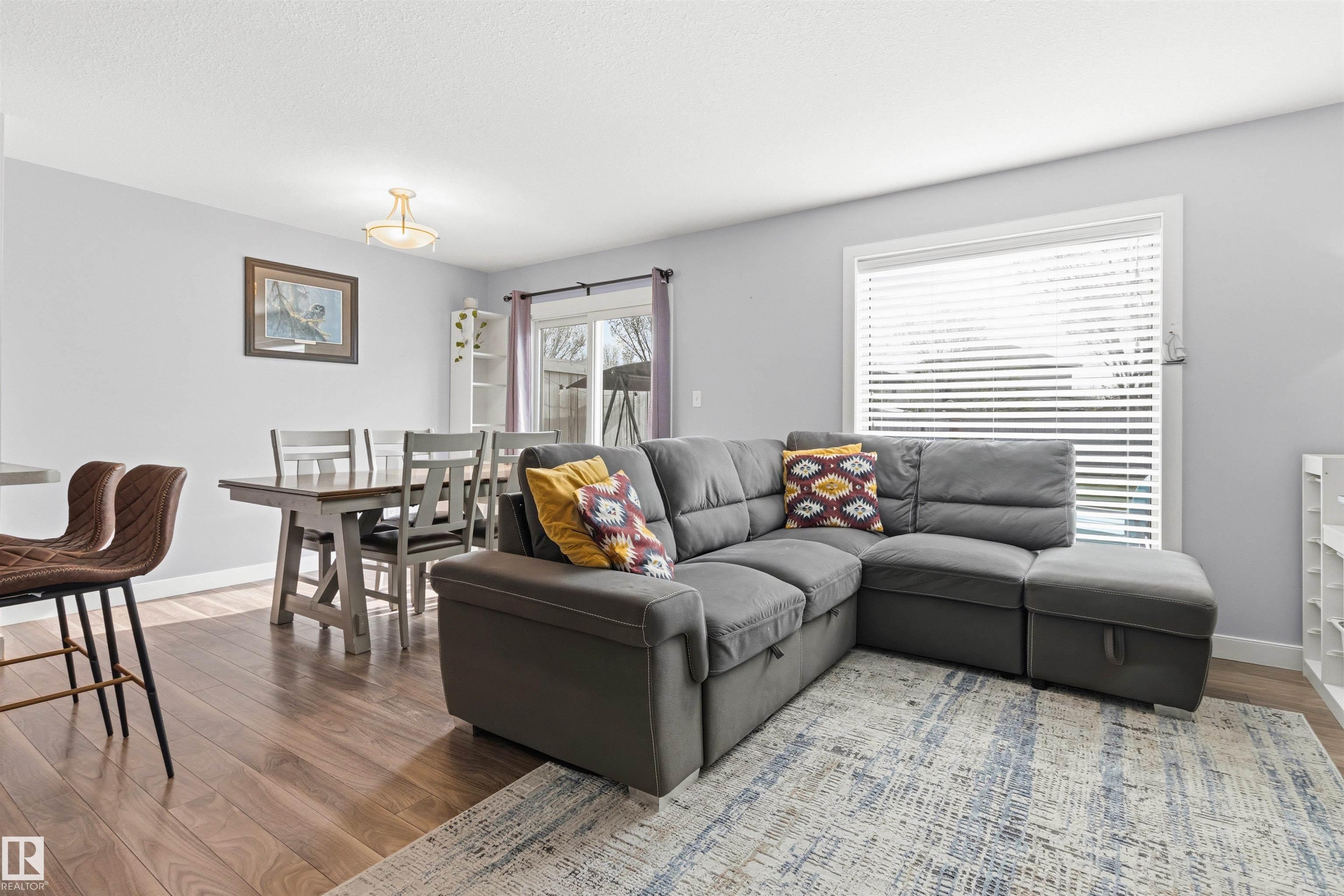 https://zimg.paragon.ice.com/ParagonImages/Property/PM/RAE/225400752/19/0/0/b5cd76ab5bbde437be601820b9d390f3/1/d42b38fdff058f851d07eb3d2e4d0437/225400752-9c69cd0a-cced-4a4d-bb3c-ffd0649a1caf.JPG