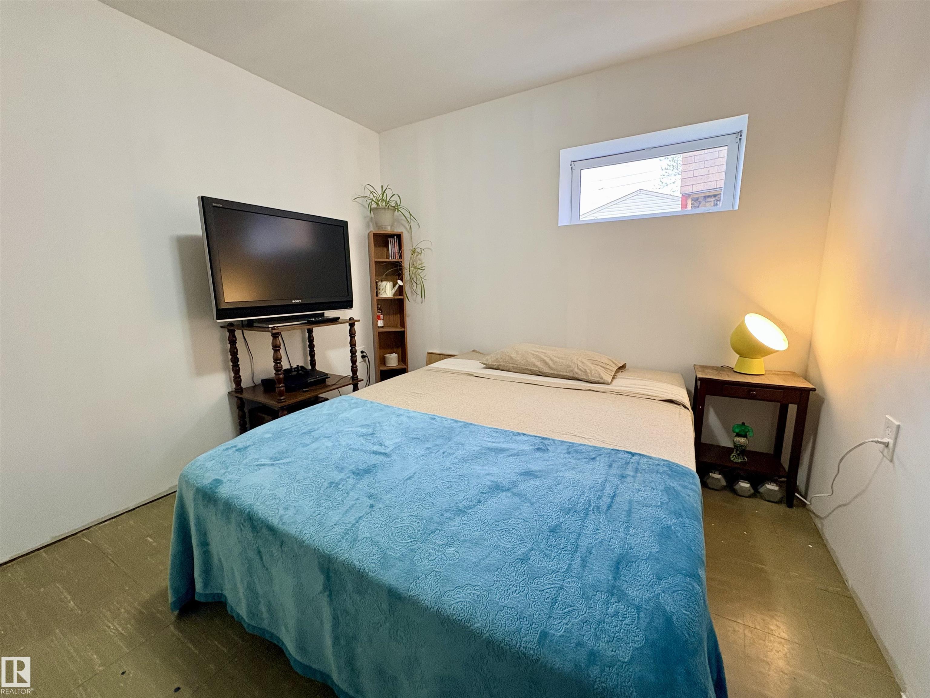 https://zimg.paragon.ice.com/ParagonImages/Property/PM/RAE/225400754/43/0/0/973085dd7688a75145e36dd4b483f011/1/0f2001fc7a775f2a1be38c30c5d88dfe/225400754-1a3644ba-01e8-44bb-bb03-48622b44b2c8.JPG