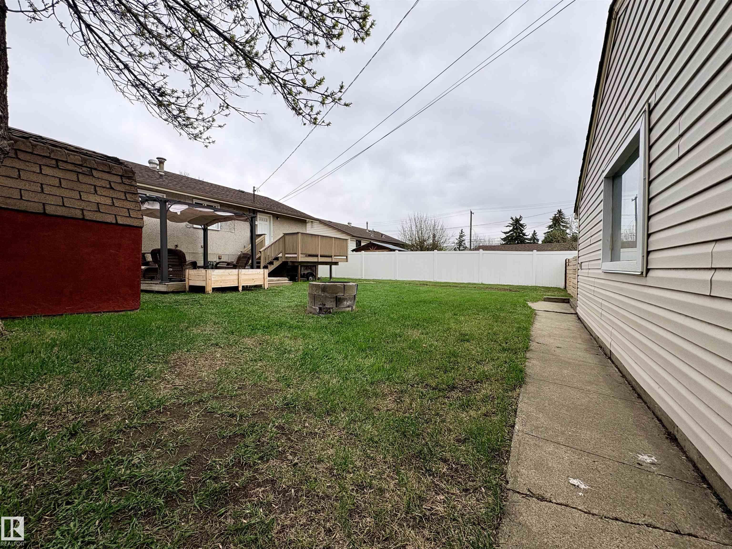 https://zimg.paragon.ice.com/ParagonImages/Property/PM/RAE/225400754/59/0/0/87e047b59f588658fa3e78e0e26baa97/1/0f2001fc7a775f2a1be38c30c5d88dfe/225400754-124274e2-7e3d-4fa7-ac7b-b530f45d8014.JPG