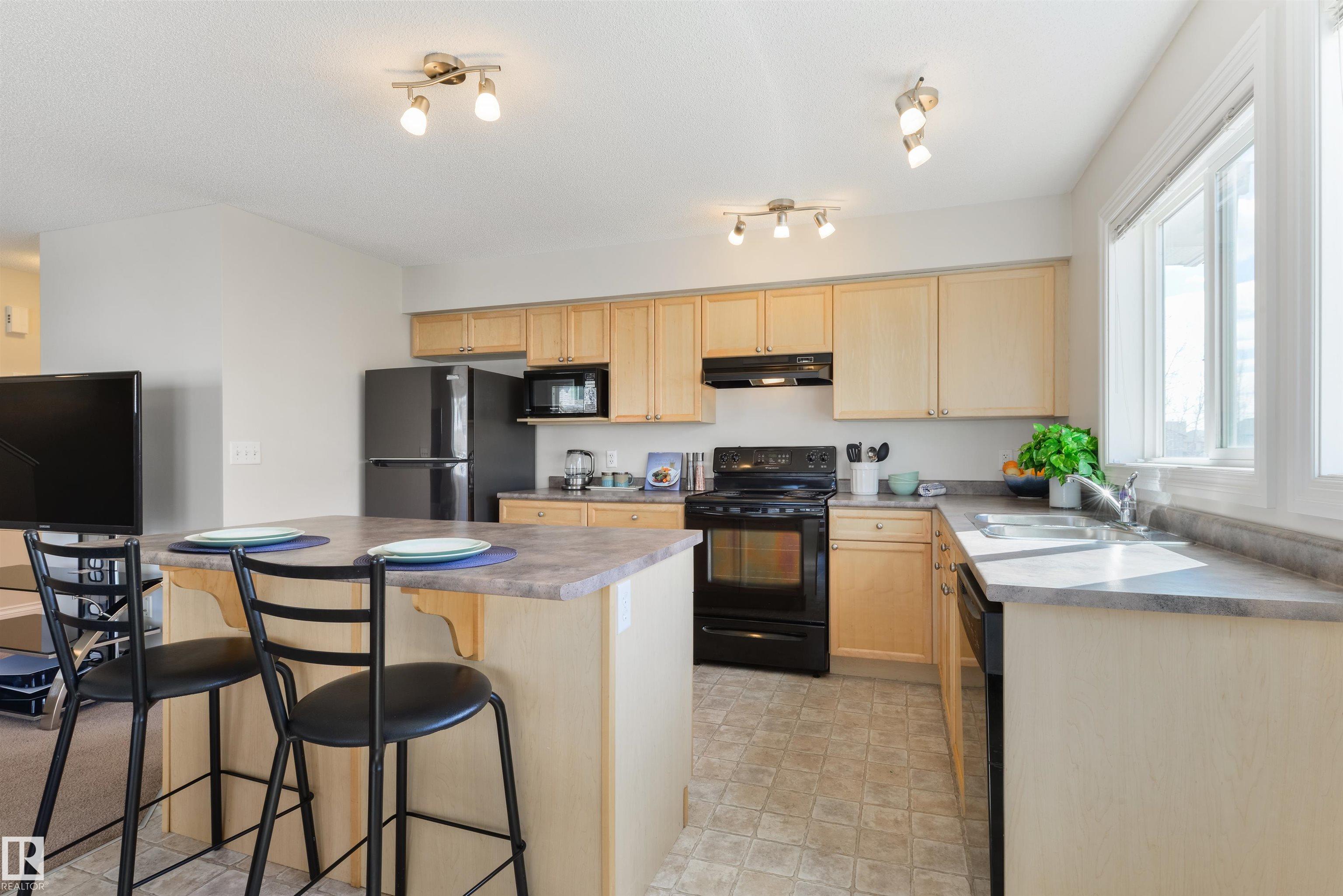 Photo 16 at 67 - 12050 17 Avenue SW, Rutherford, Edmonton