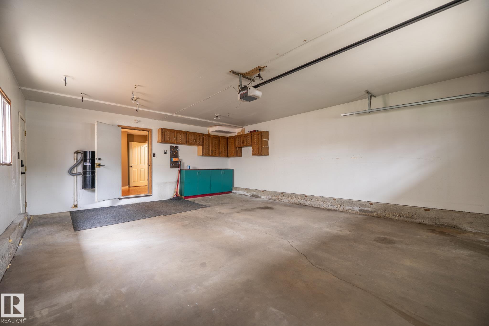 https://zimg.paragon.ice.com/ParagonImages/Property/PM/RAE/225400761/55/0/0/fcc9e9351a24f276ed358397d0cf676d/1/9d4a65ef94093aebe6c6a41033ca47f4/225400761-202ea0e1-4e17-4ba4-9102-4c03e2a250a0.JPG