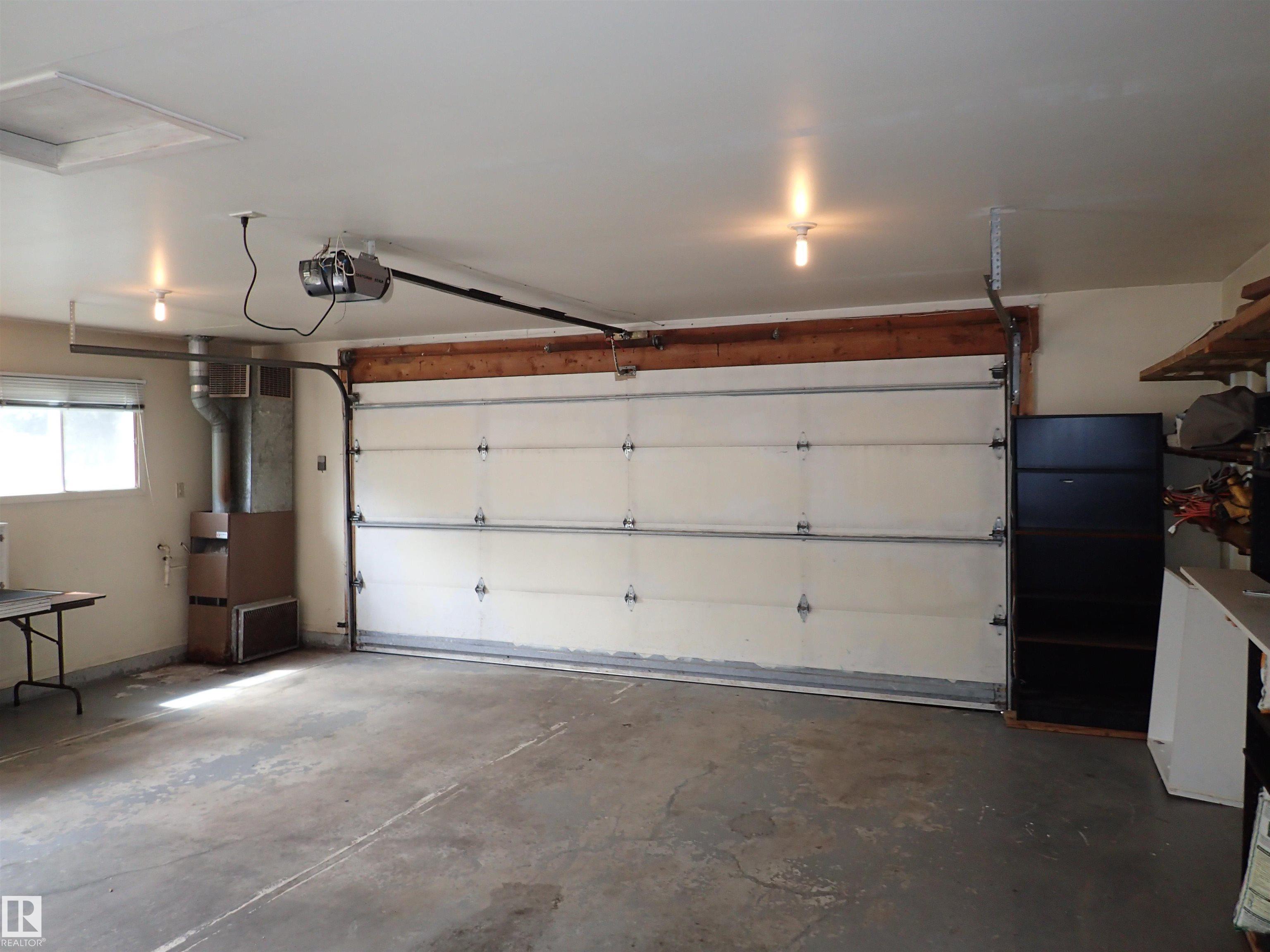 Photo 36 at 9126 117 Street NW, Windsor Park, Edmonton