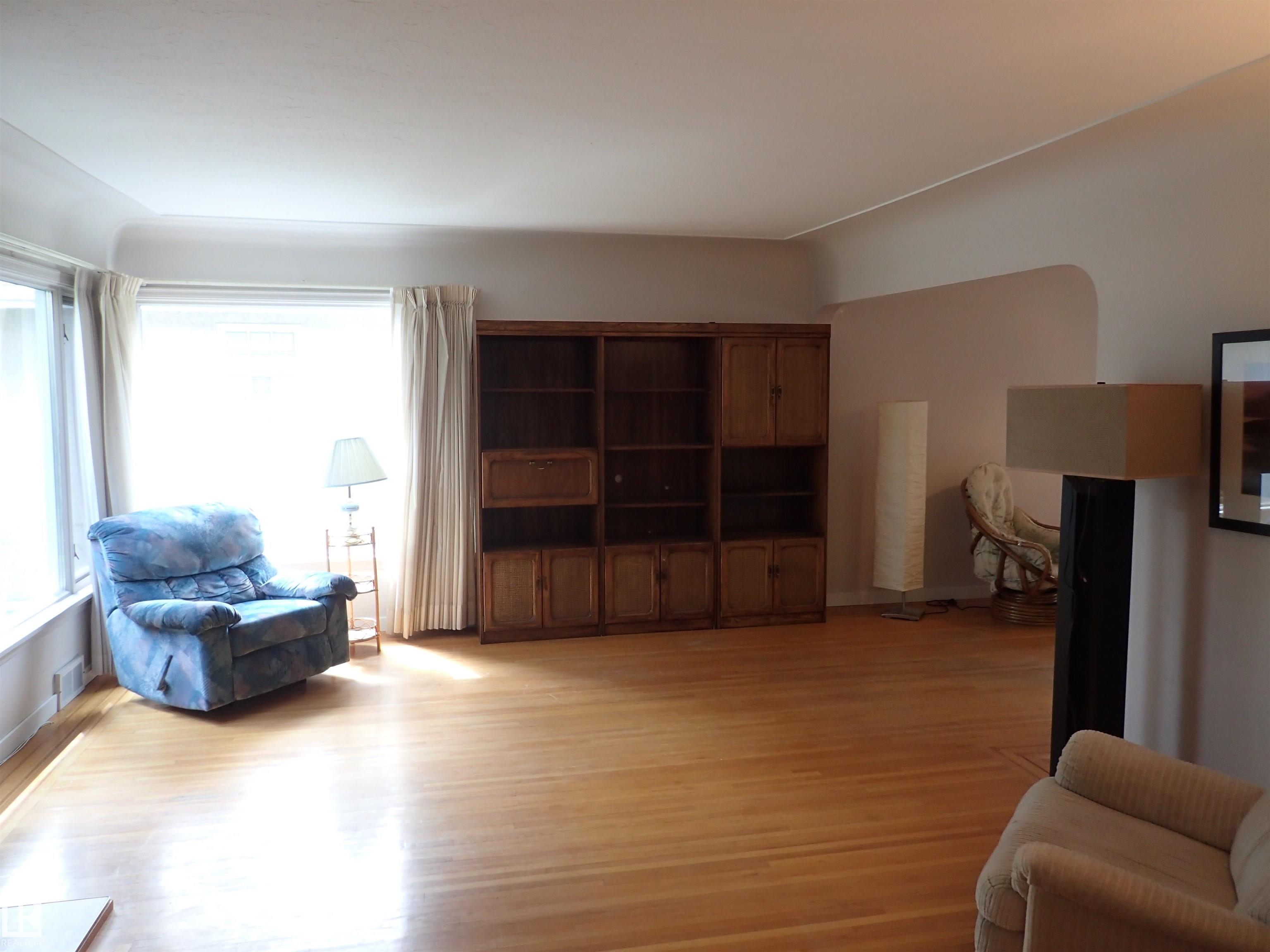 9126 117 Street NW, Windsor Park, Edmonton