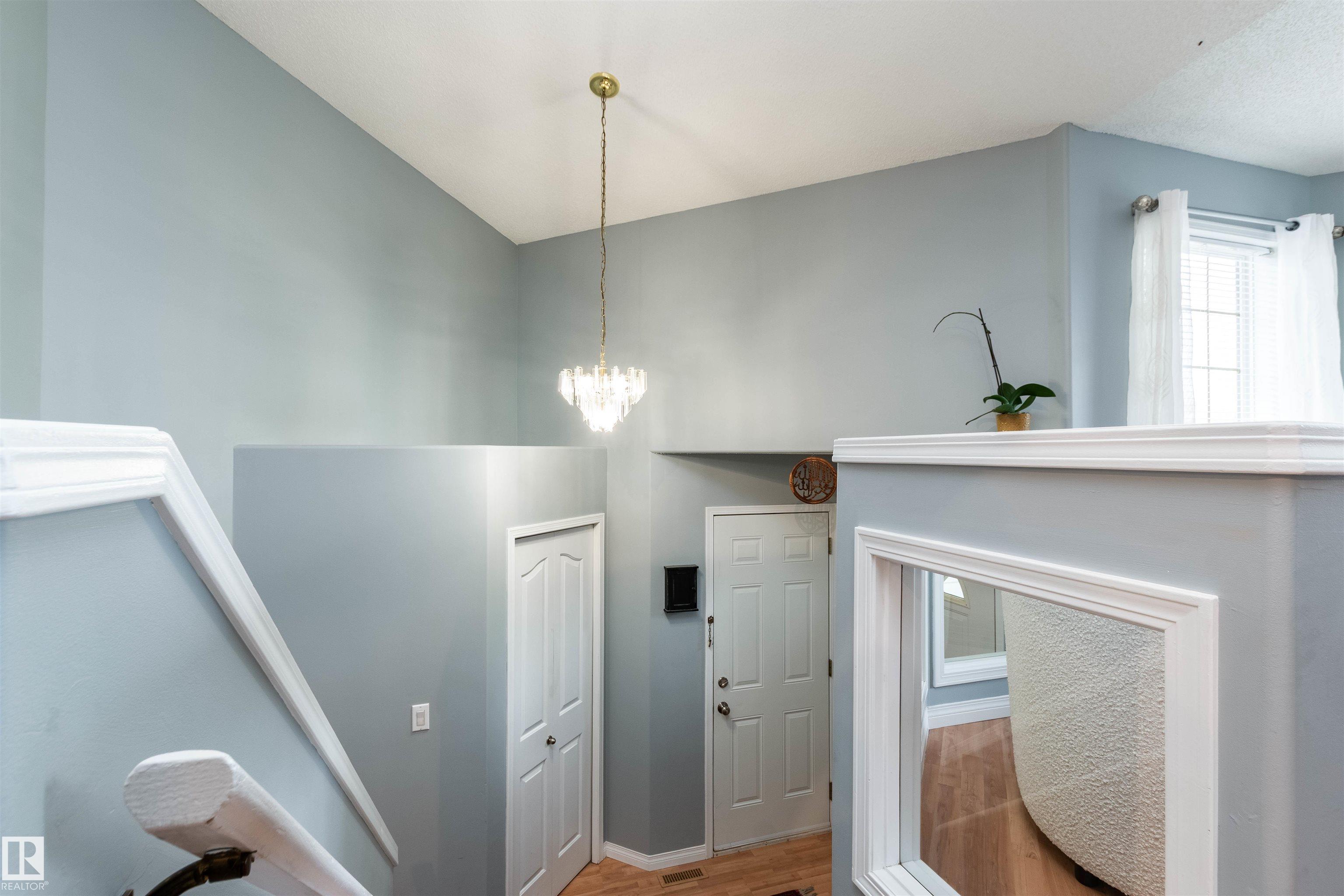 208 Rainbow Crescent, Regency Park, Sherwood Park