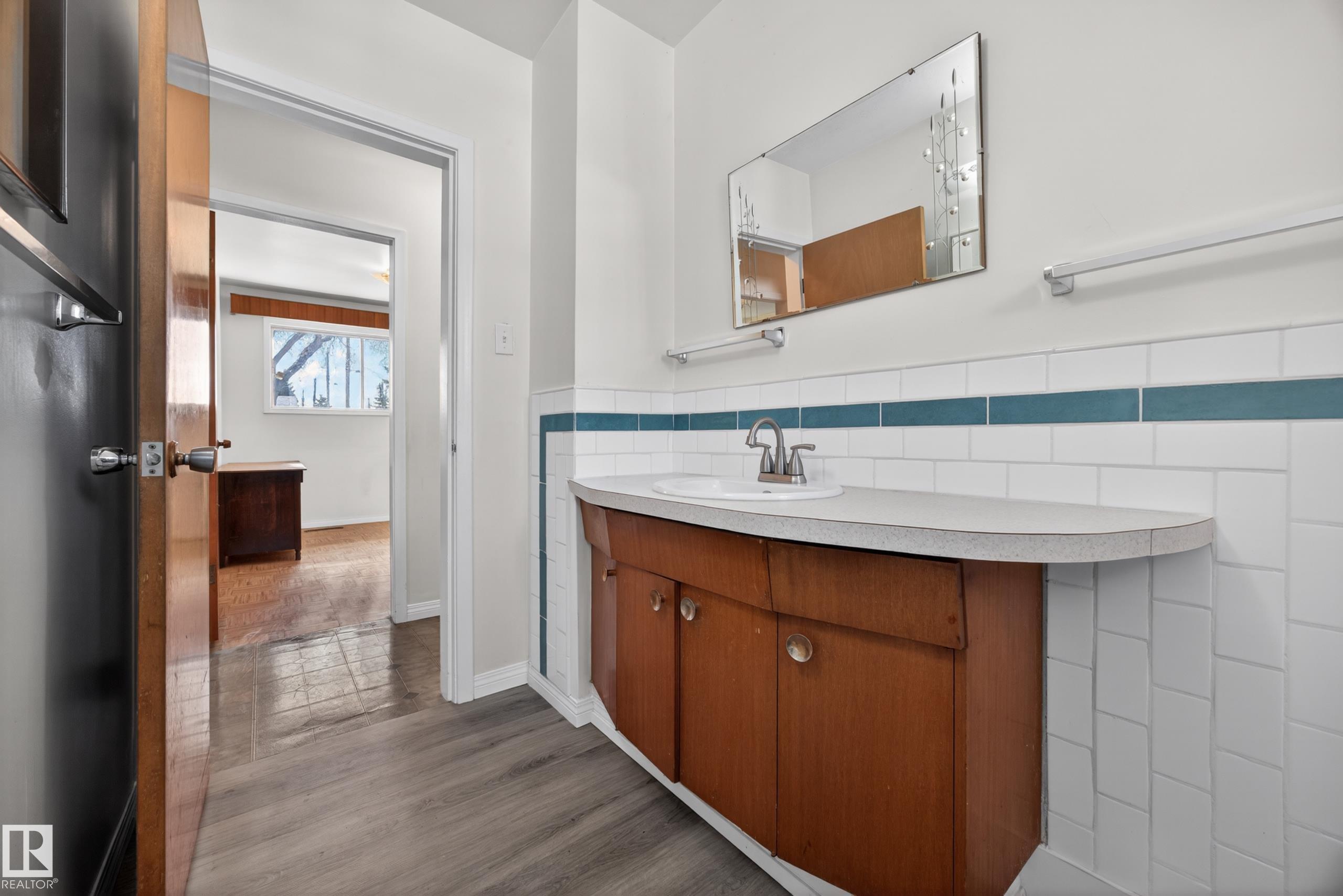 Photo 21 at 3434 120 Avenue NW, Beacon Heights, Edmonton