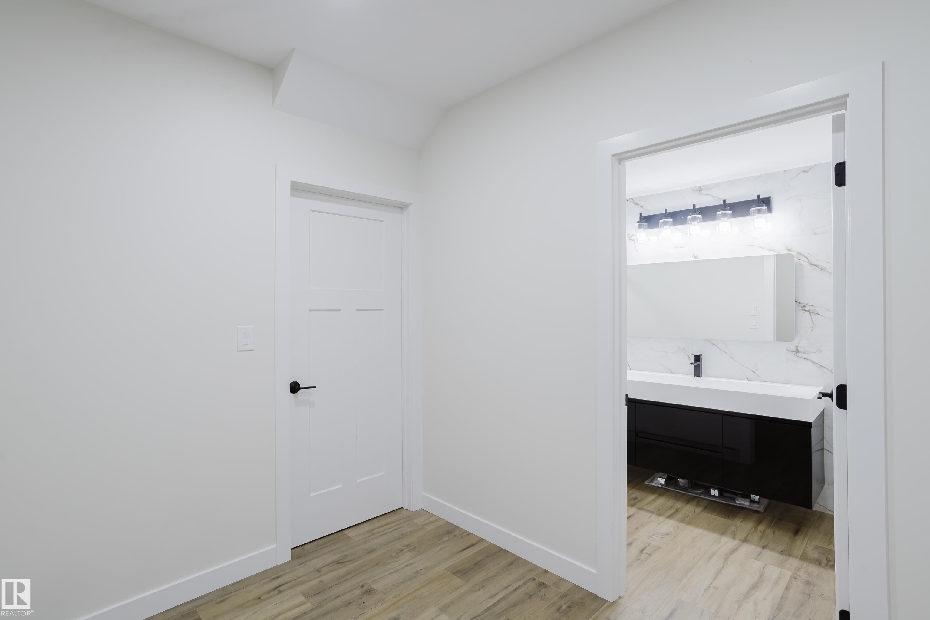 https://zimg.paragon.ice.com/ParagonImages/Property/PM/RAE/225400789/37/0/0/88f4cdae28dc17d6b35537adca379c74/1/2cb1abb403b3ed6252c3dceed0c23a58/225400789-05F3DB78-D757-49A6-BE12-C2DFBE708FF8.JPG