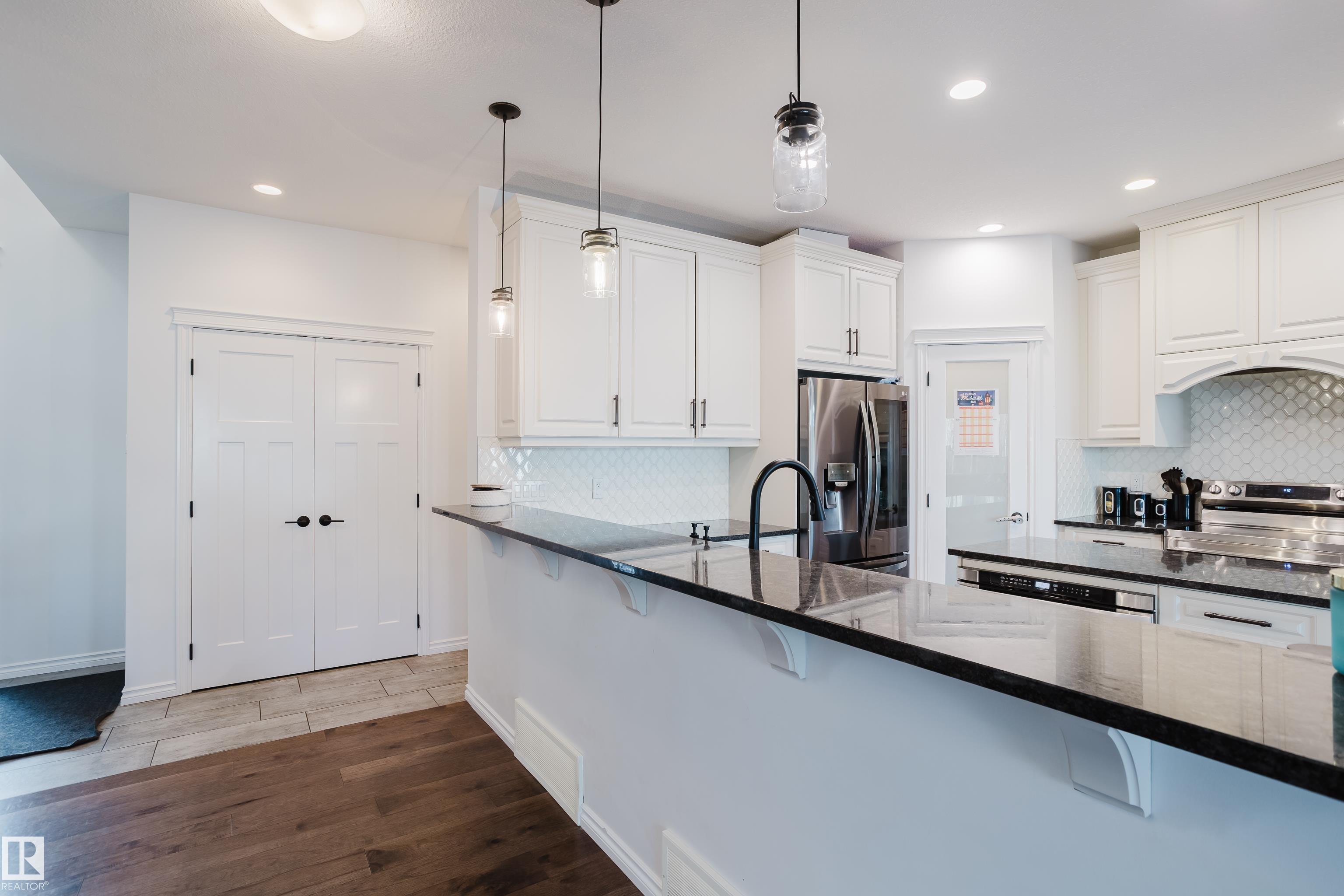 Picture for 17539 61 ST NW