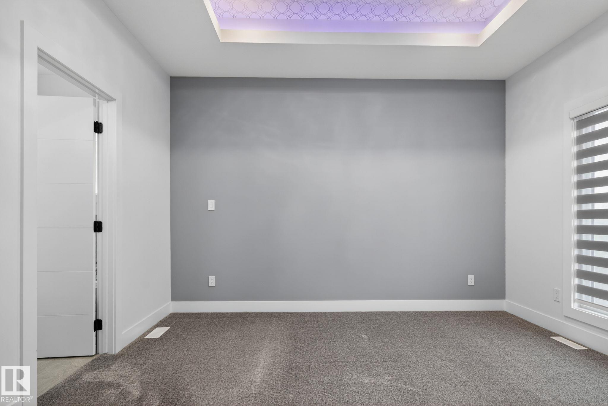 https://zimg.paragon.ice.com/ParagonImages/Property/PM/RAE/225400797/35/0/0/a6c70a028b4ce85cd34f0cc5c239ed32/1/40e6e60fafc683e7d091d3535d517429/225400797-ce70172e-7969-48eb-ad47-2006cd45bd5c.JPG